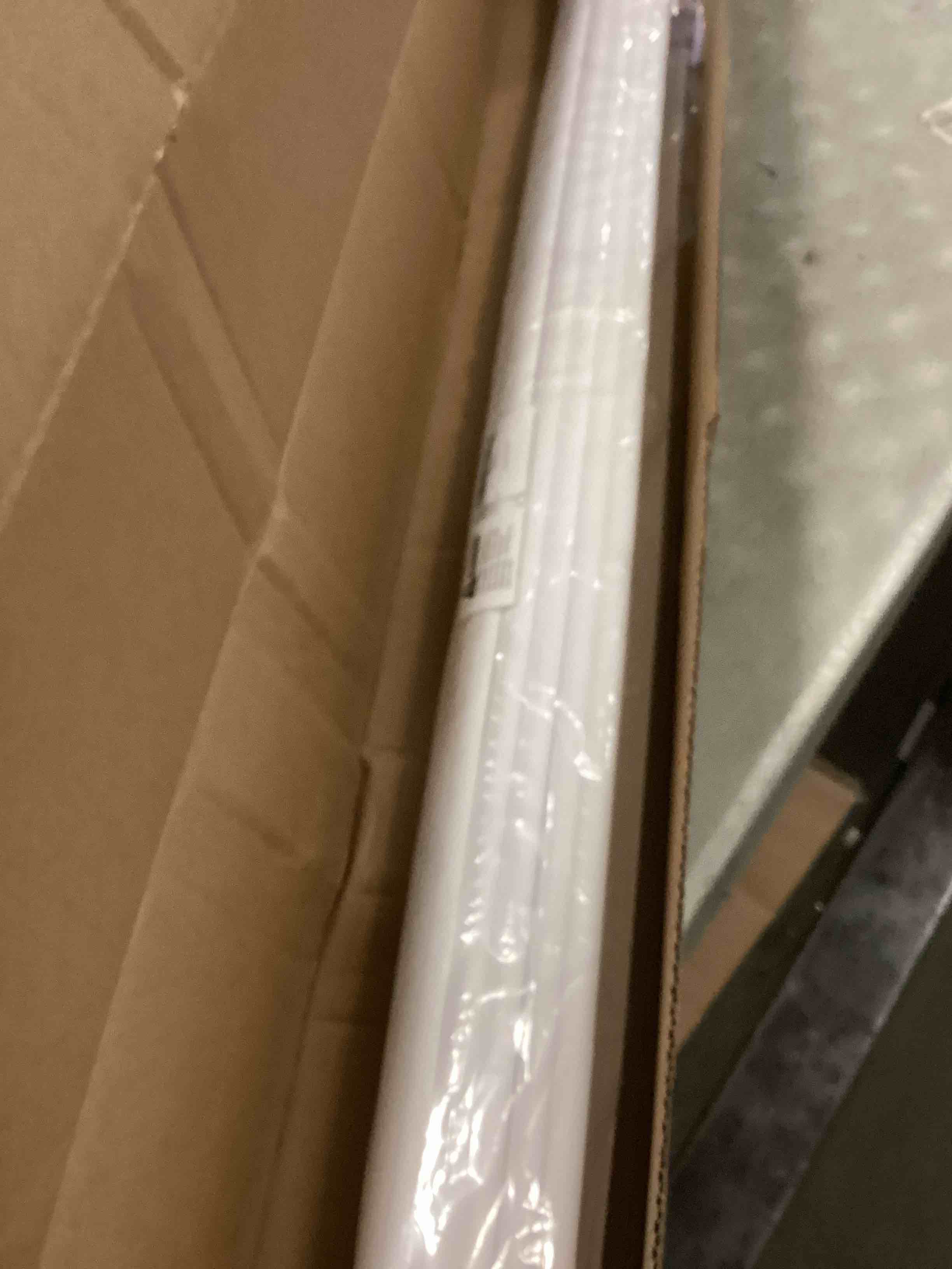 https://s3.amazonaws.com/lotting-images-prod/bidfta/PPE1958658_1743596988999.jpeg