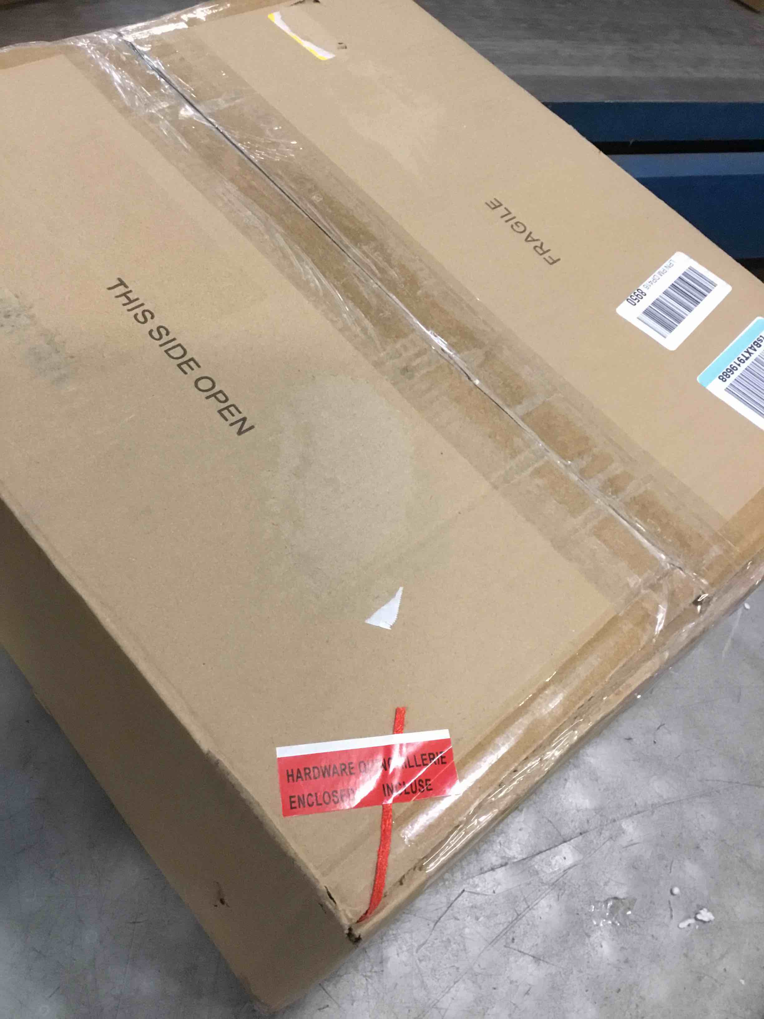 https://s3.amazonaws.com/lotting-images-prod/bidfta/PPE1959053_1743711163889.jpeg
