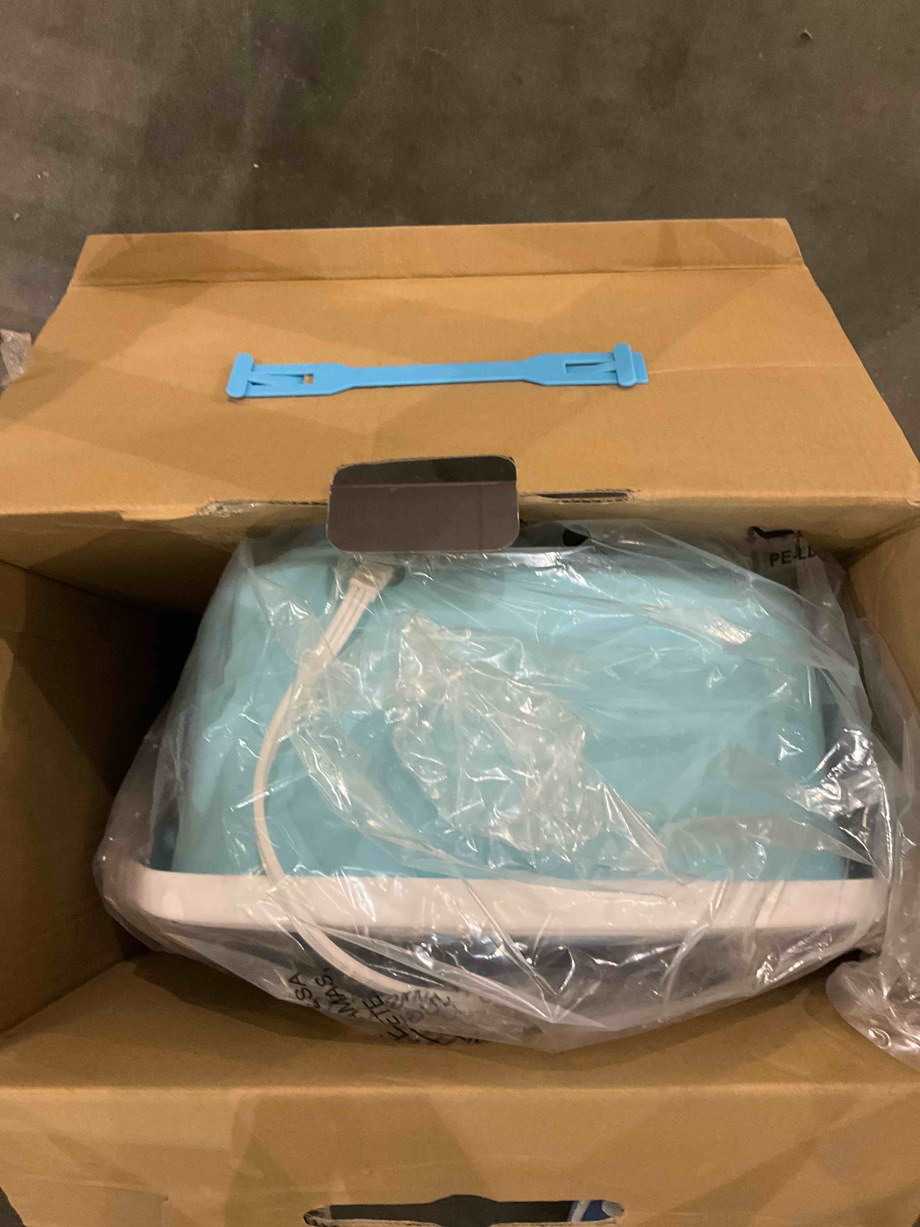 https://s3.amazonaws.com/lotting-images-prod/bidfta/PPE1962297_1743440486627.jpeg