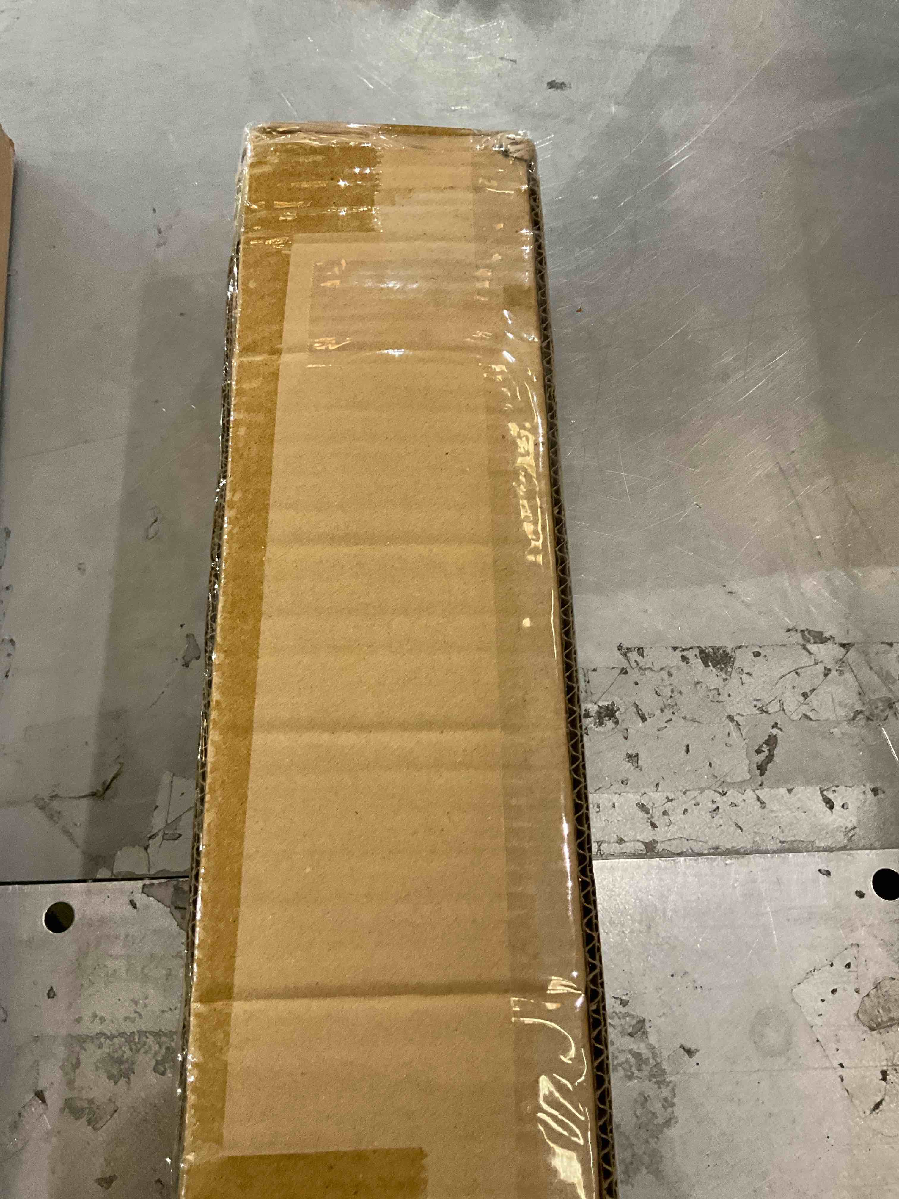 https://s3.amazonaws.com/lotting-images-prod/bidfta/PPE1962800_1743606500209.jpeg