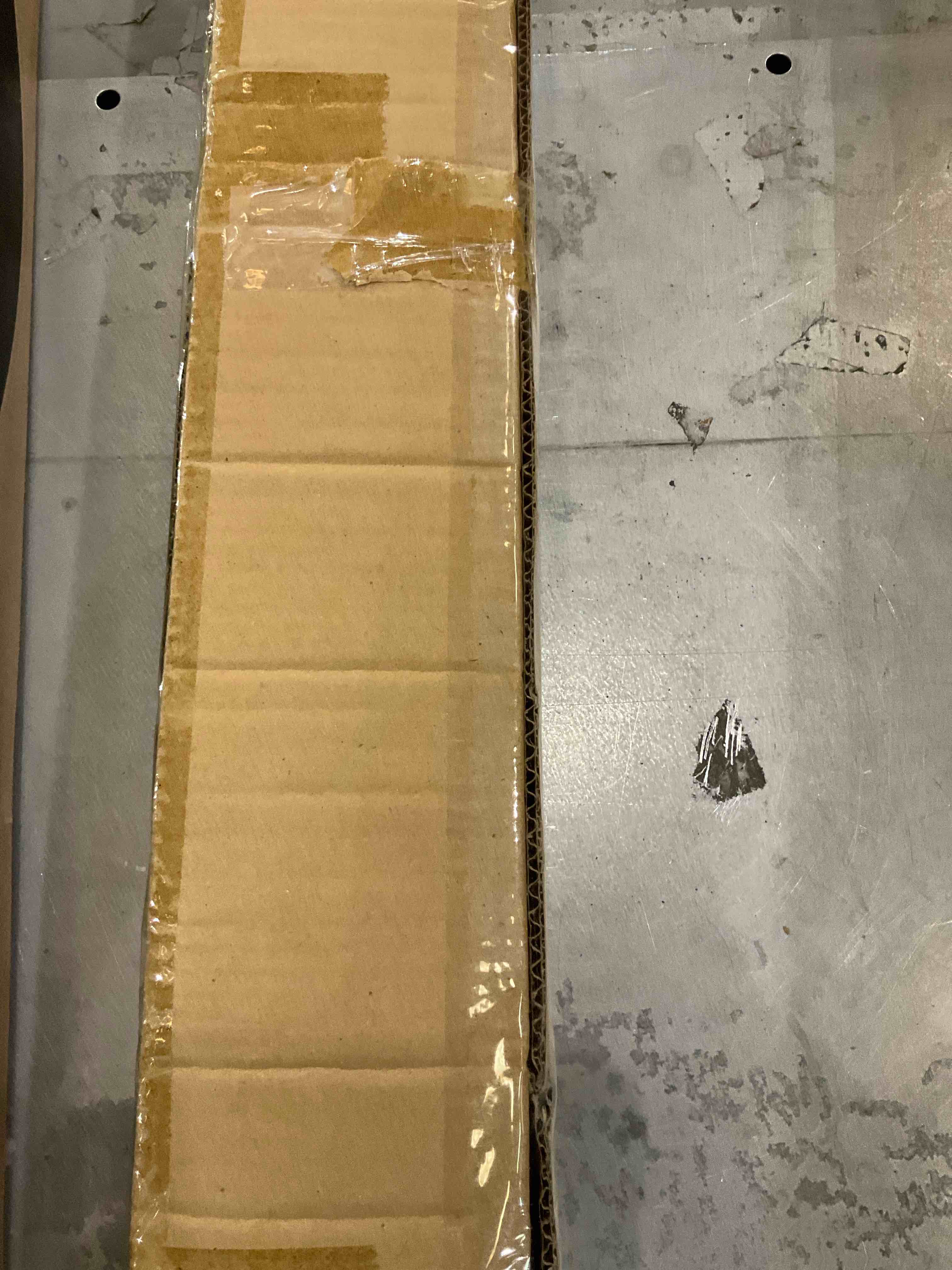 https://s3.amazonaws.com/lotting-images-prod/bidfta/PPE1962800_1743606502506.jpeg