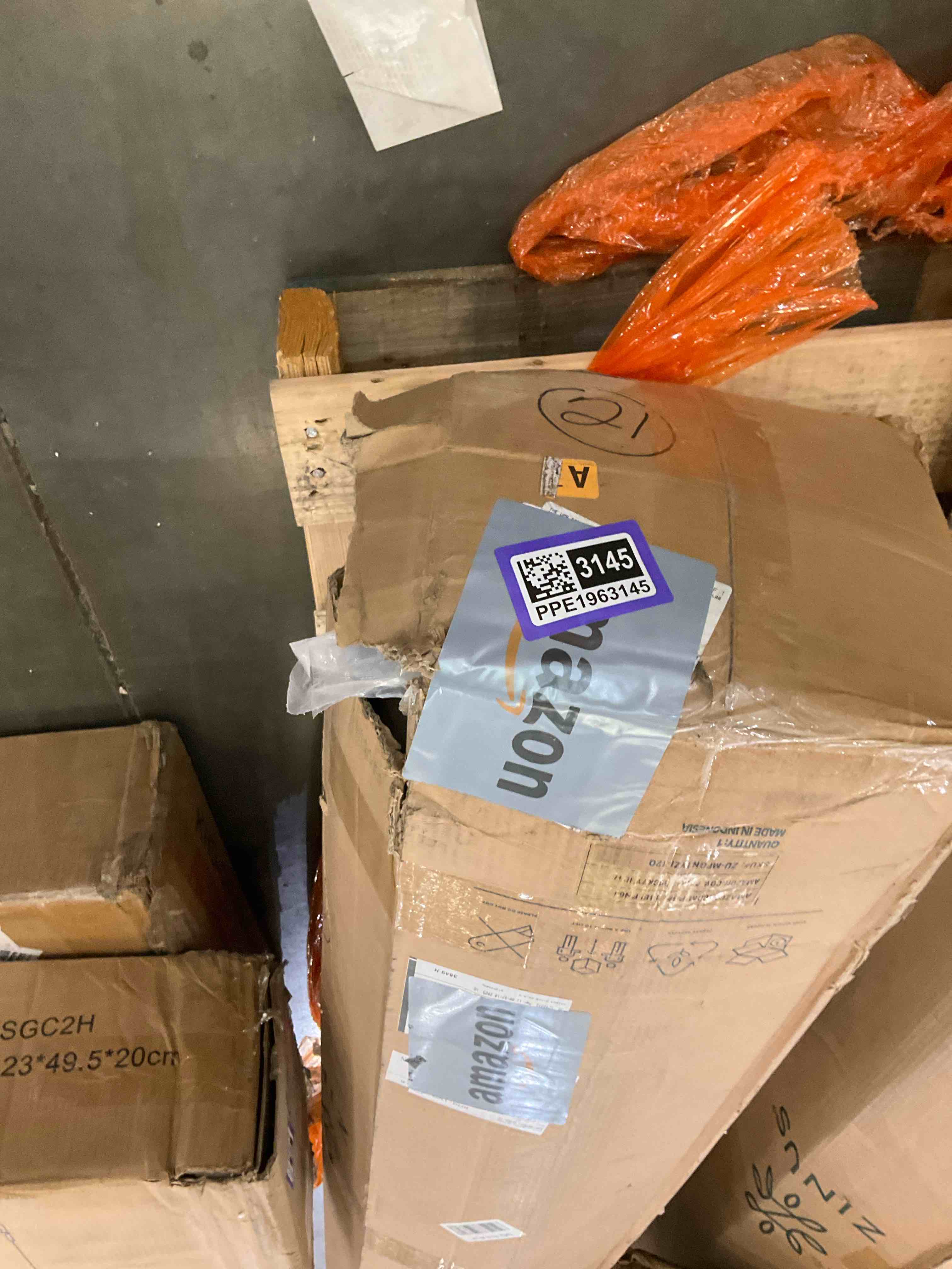 https://s3.amazonaws.com/lotting-images-prod/bidfta/PPE1963145_1742571696280.jpeg