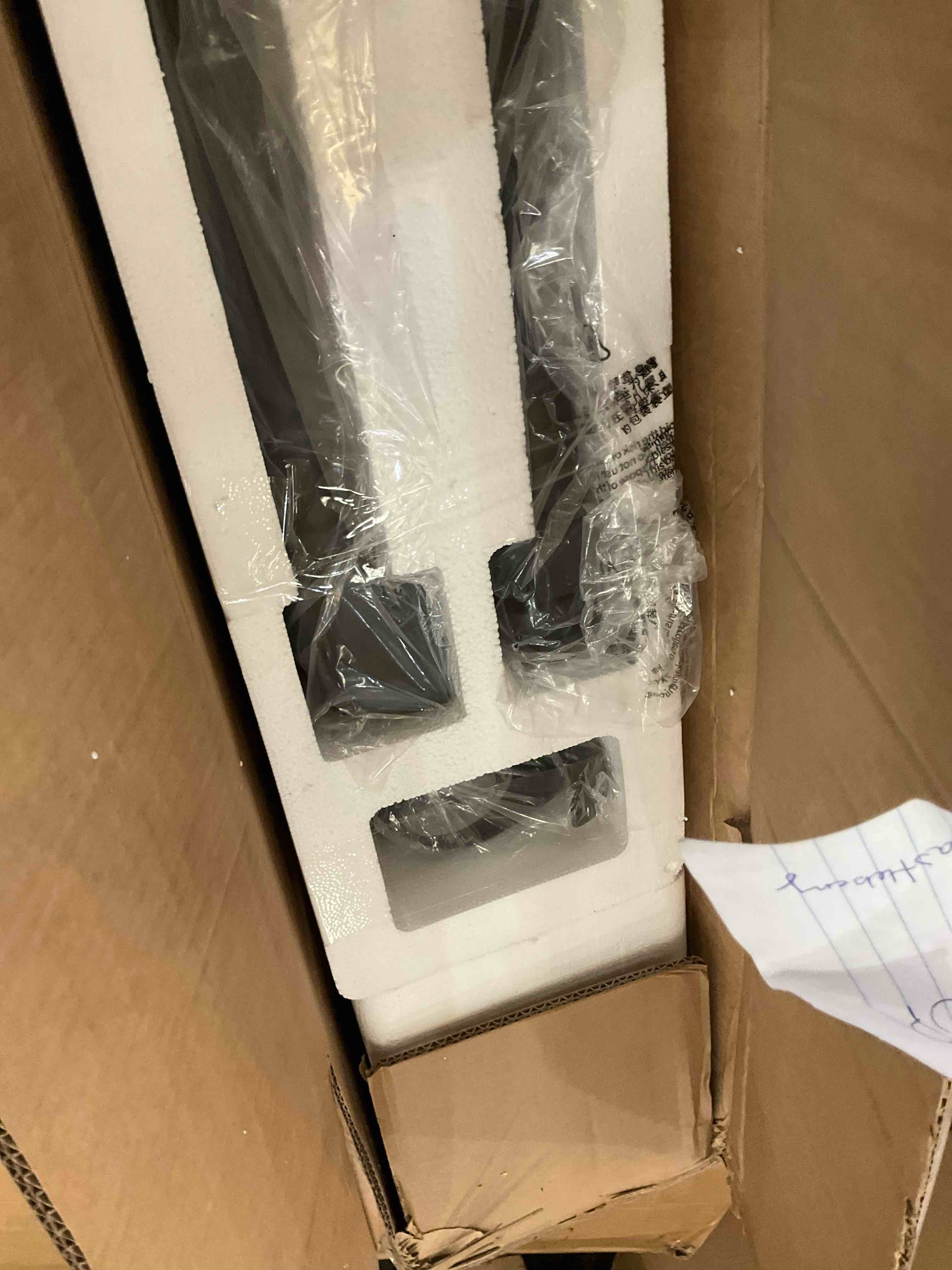 https://s3.amazonaws.com/lotting-images-prod/bidfta/PPE1963187_1742579269936.jpeg