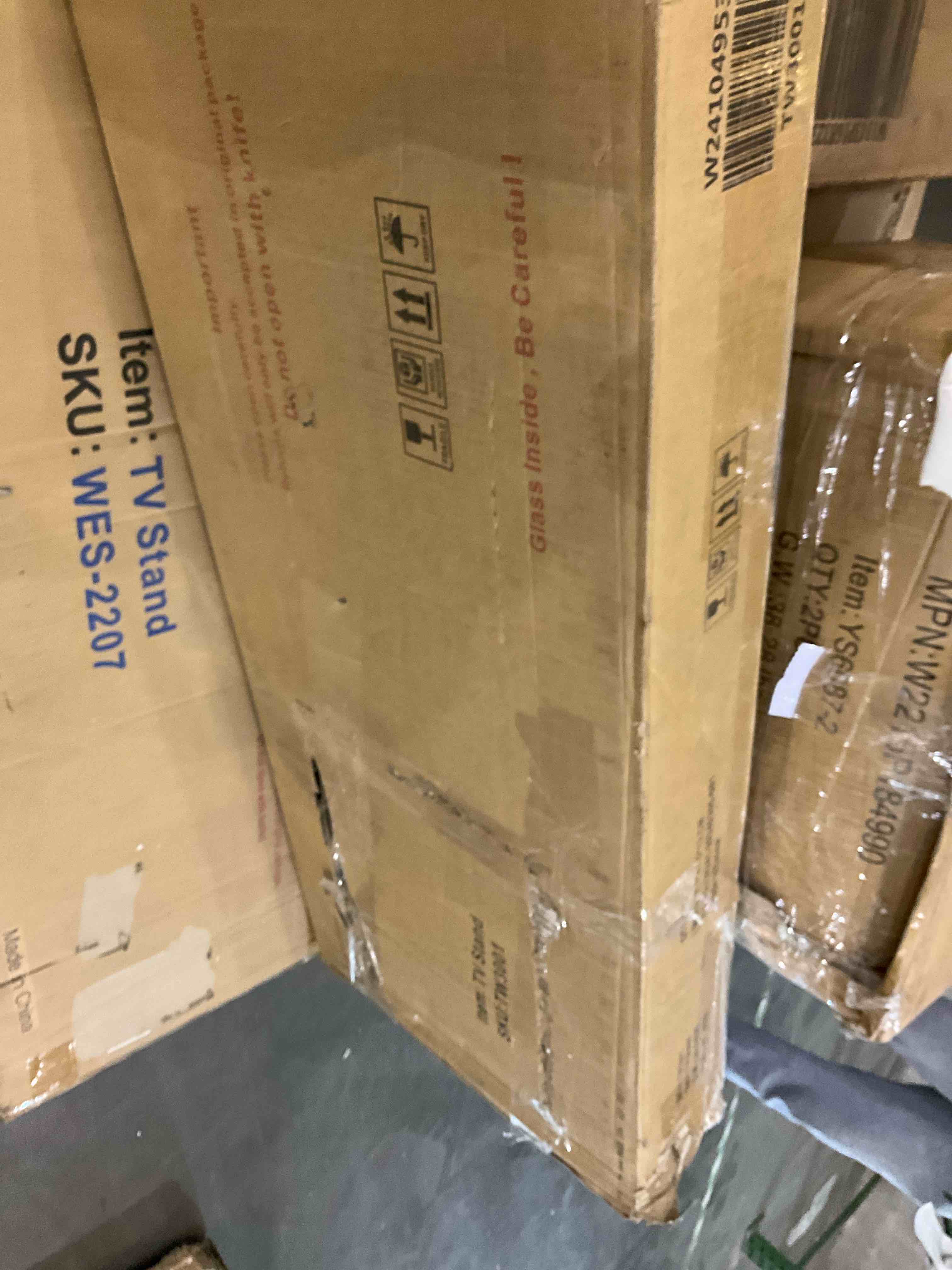 https://s3.amazonaws.com/lotting-images-prod/bidfta/PPE1963887_1743428522762.jpeg