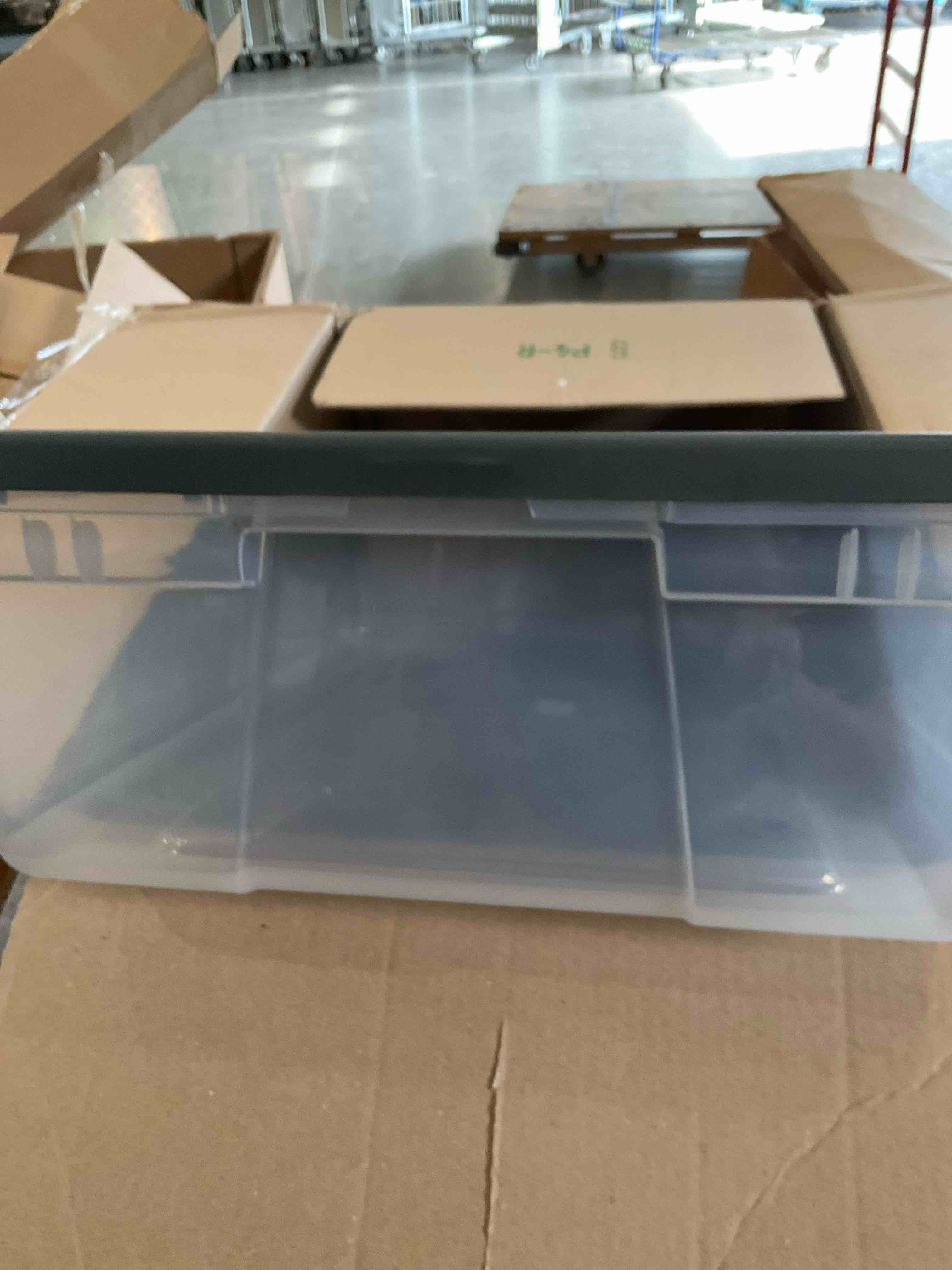 HOMZ Snaplock, Small Clear Plastic Storage Bin 28 Quart, Gray Gray Lid 28 QT