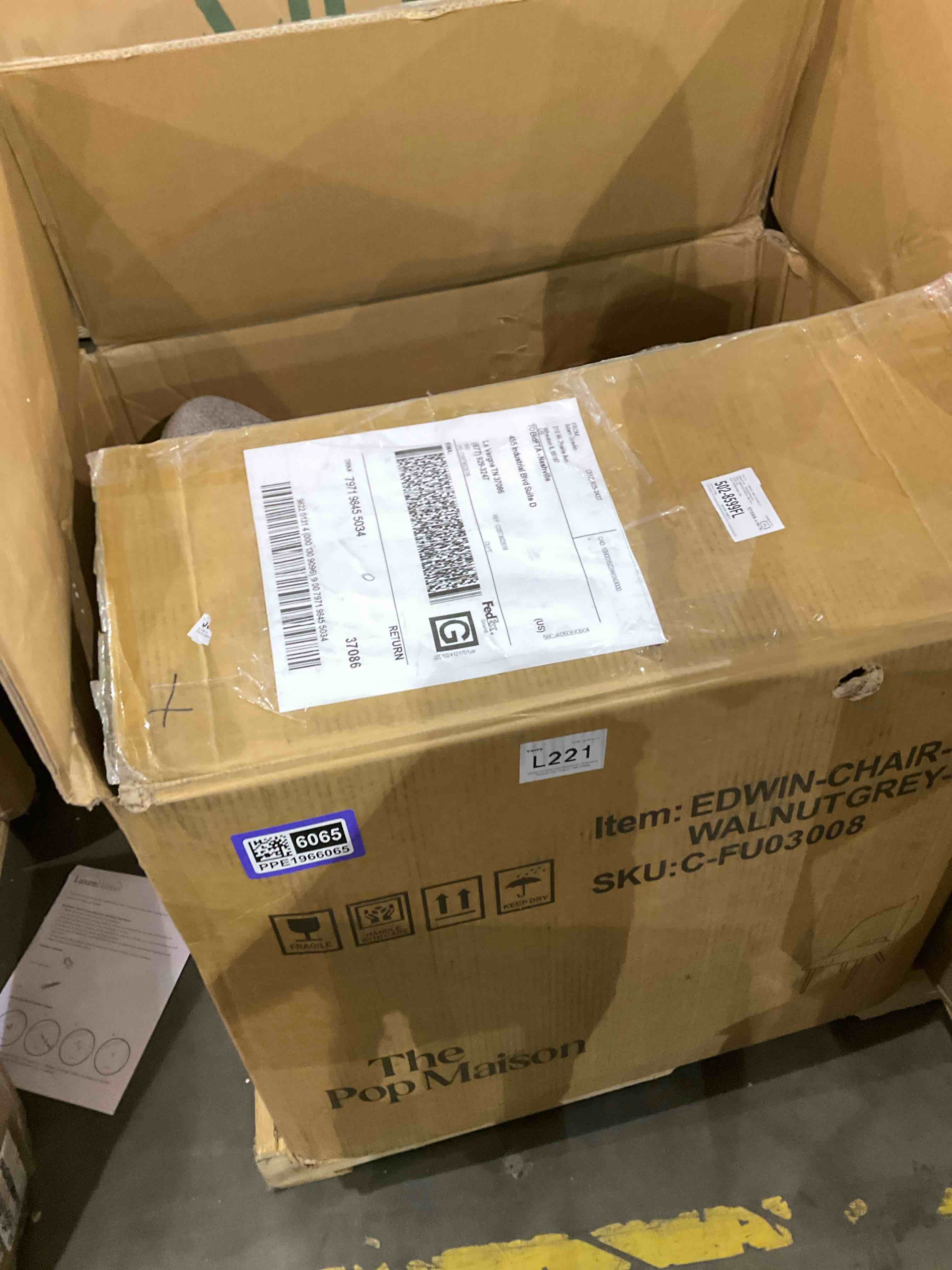 https://s3.amazonaws.com/lotting-images-prod/bidfta/PPE1966065_1742301622392.jpeg