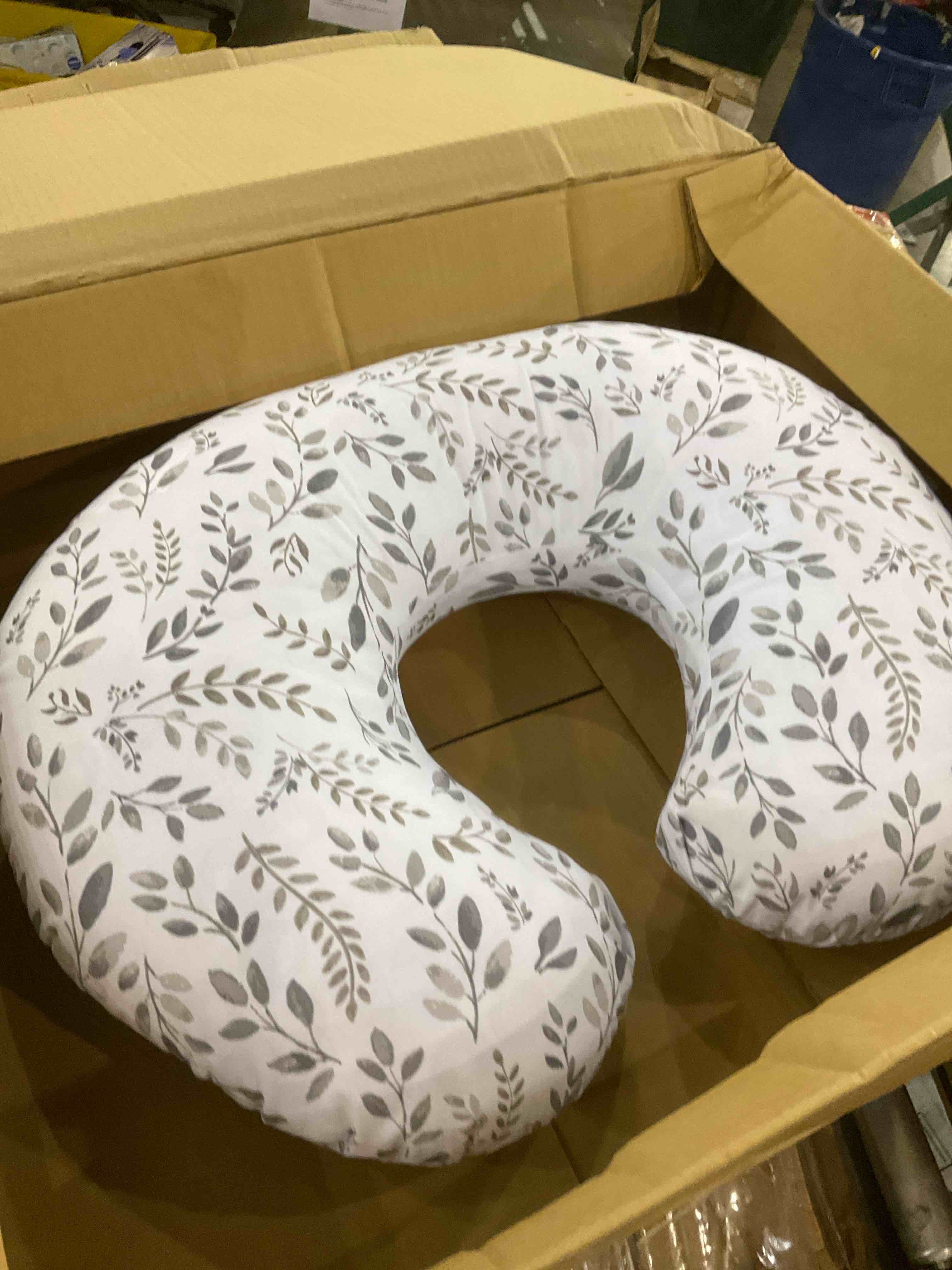 https://s3.amazonaws.com/lotting-images-prod/bidfta/PPE1966298_1742382982161.jpeg