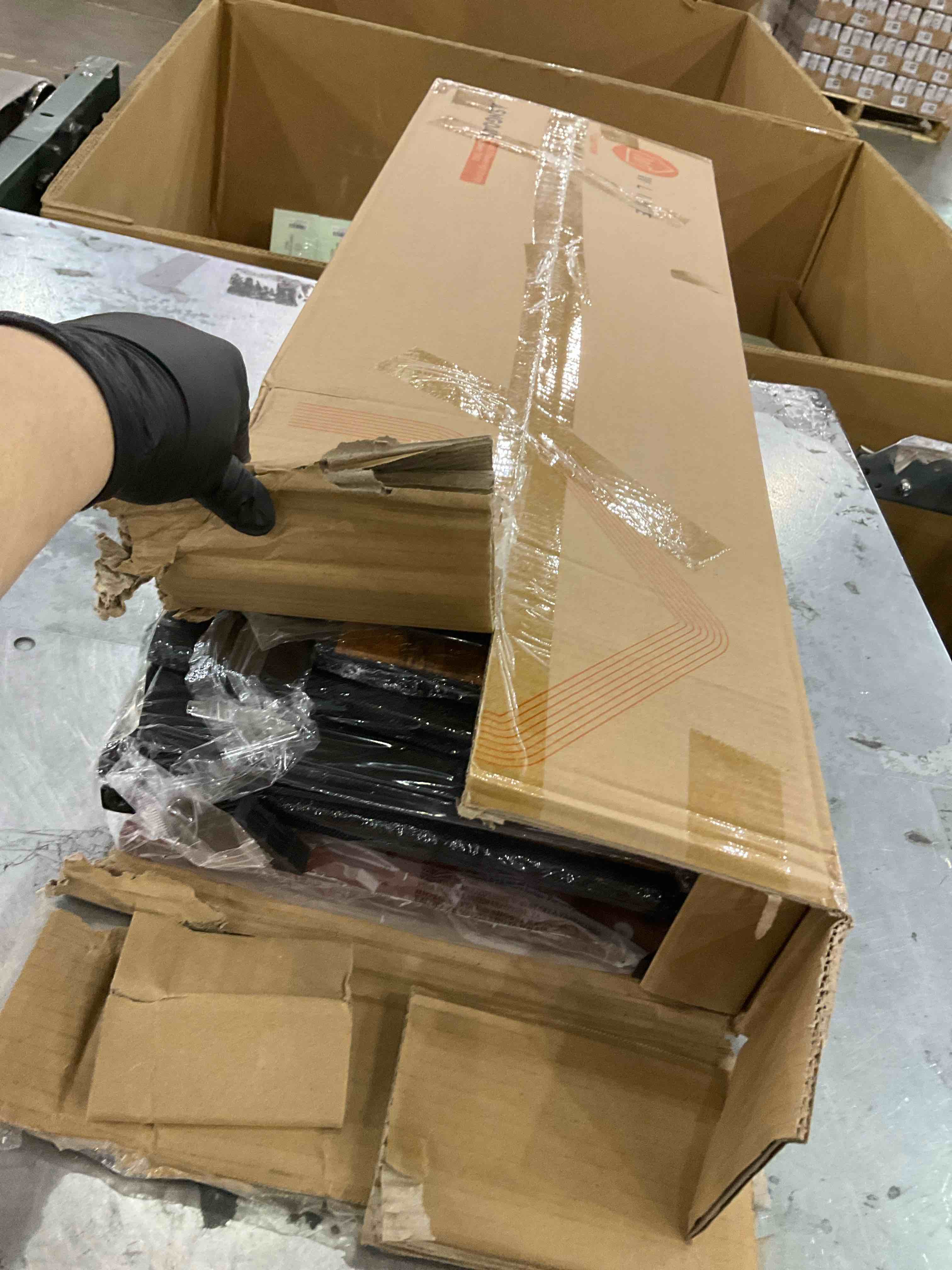https://s3.amazonaws.com/lotting-images-prod/bidfta/PPE1966901_1742480644703.jpeg