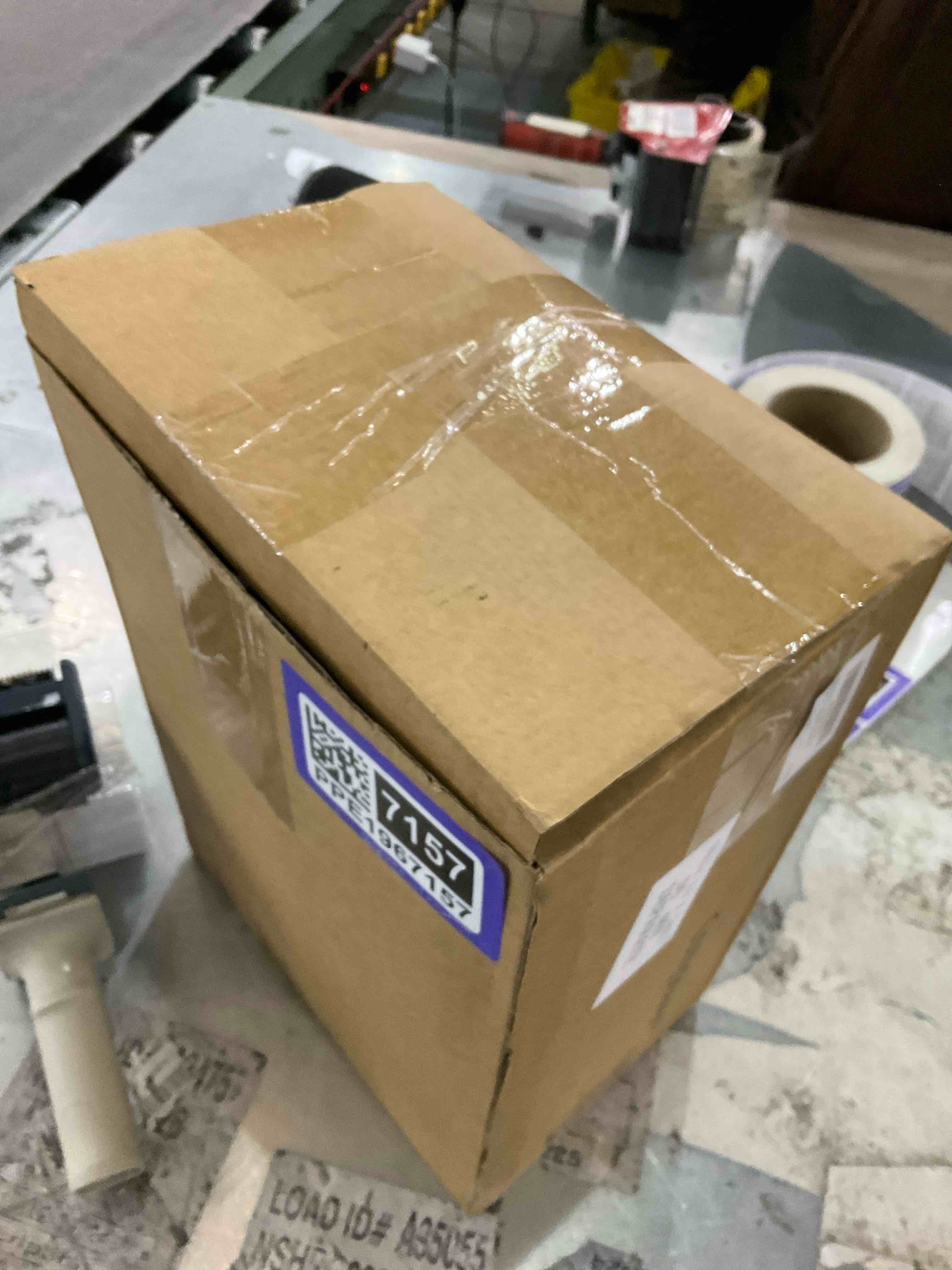 https://s3.amazonaws.com/lotting-images-prod/bidfta/PPE1967222_1742495619669.jpeg