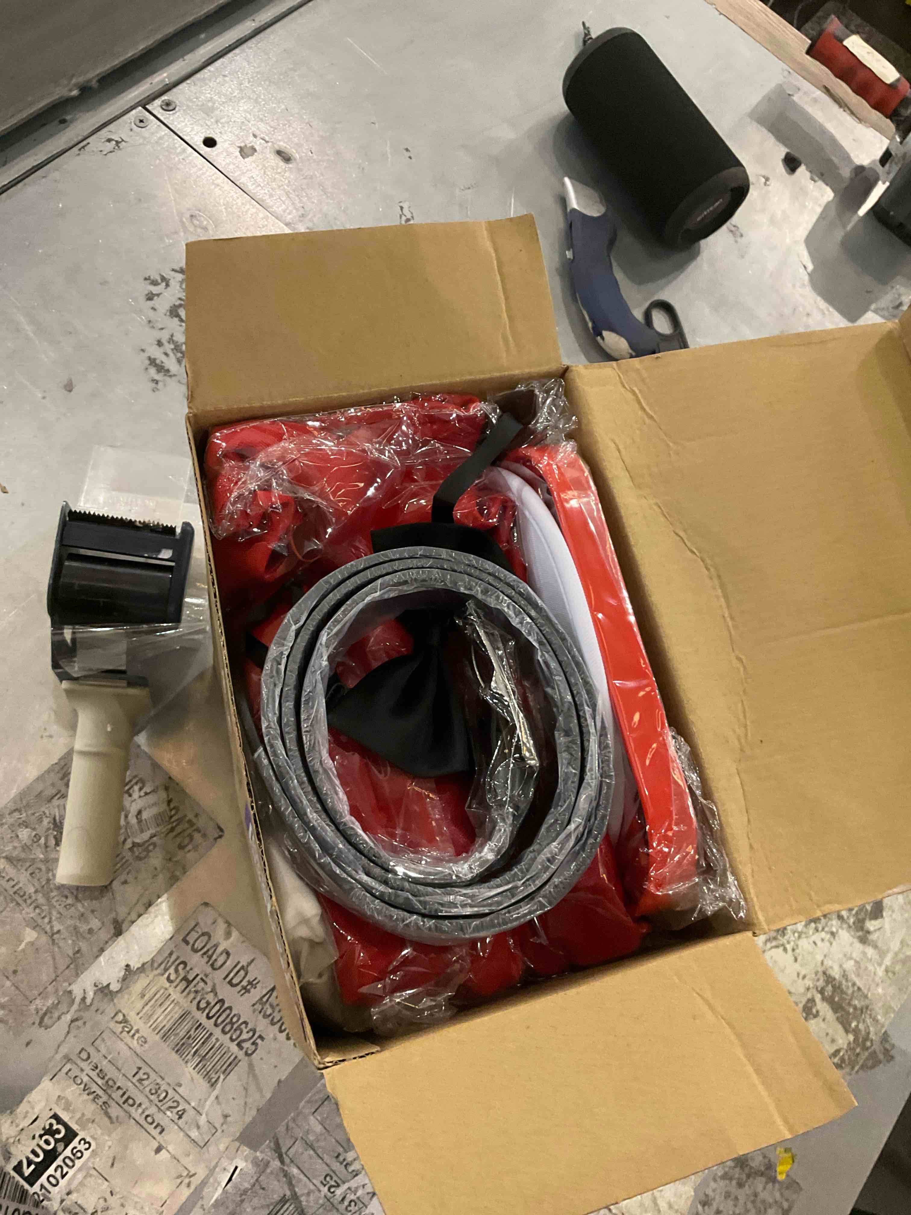 https://s3.amazonaws.com/lotting-images-prod/bidfta/PPE1967222_1742495626214.jpeg