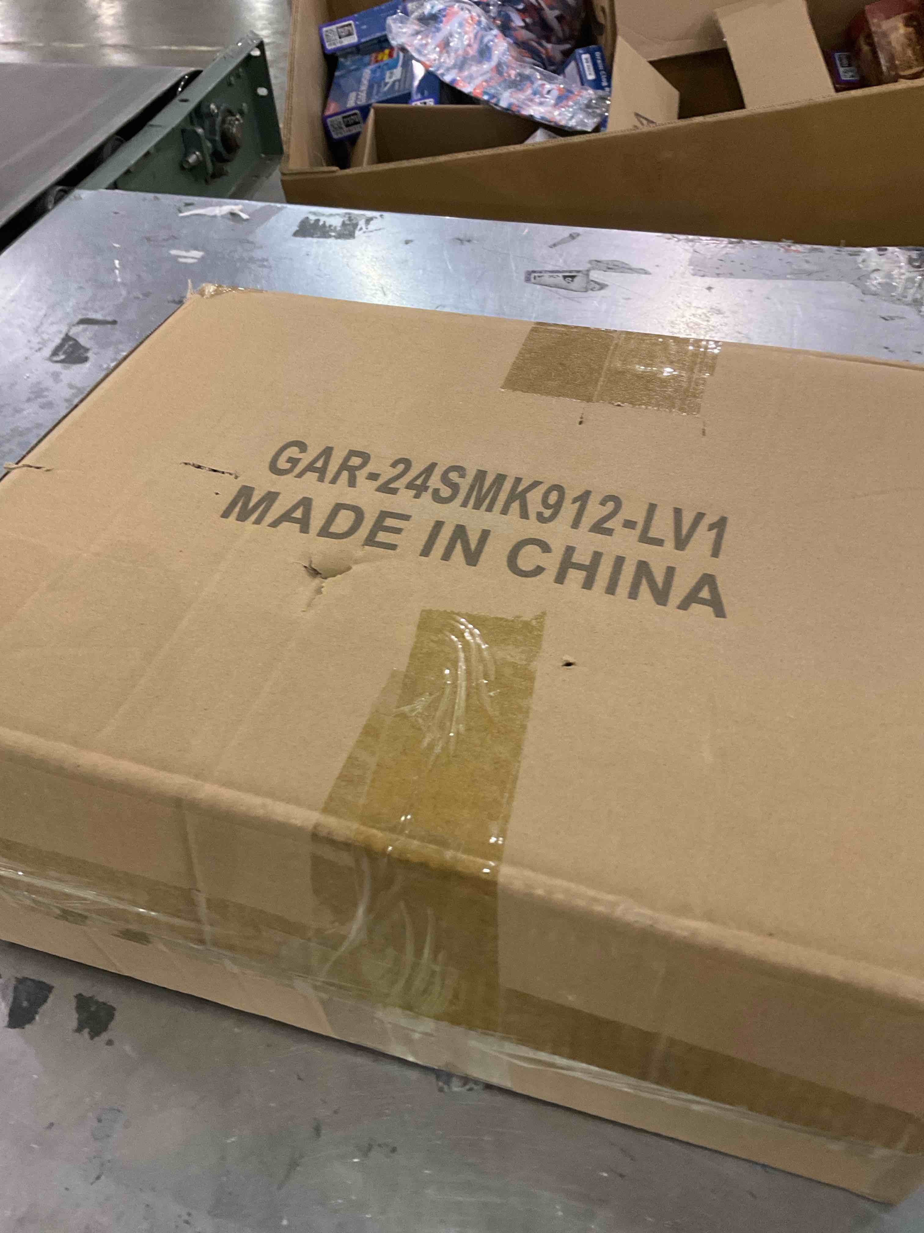 https://s3.amazonaws.com/lotting-images-prod/bidfta/PPE1967380_1742556982883.jpeg