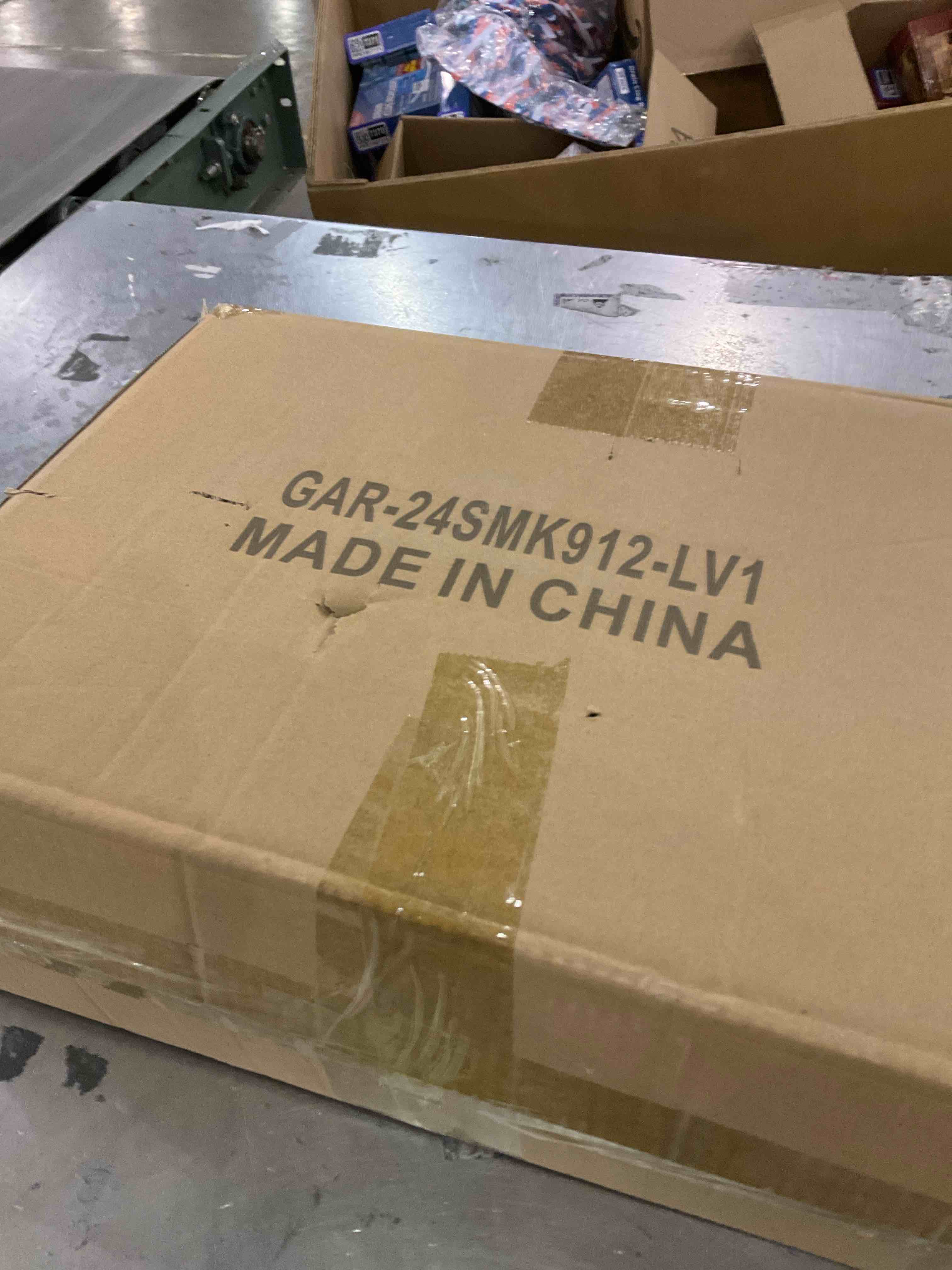 https://s3.amazonaws.com/lotting-images-prod/bidfta/PPE1967380_1742556983953.jpeg
