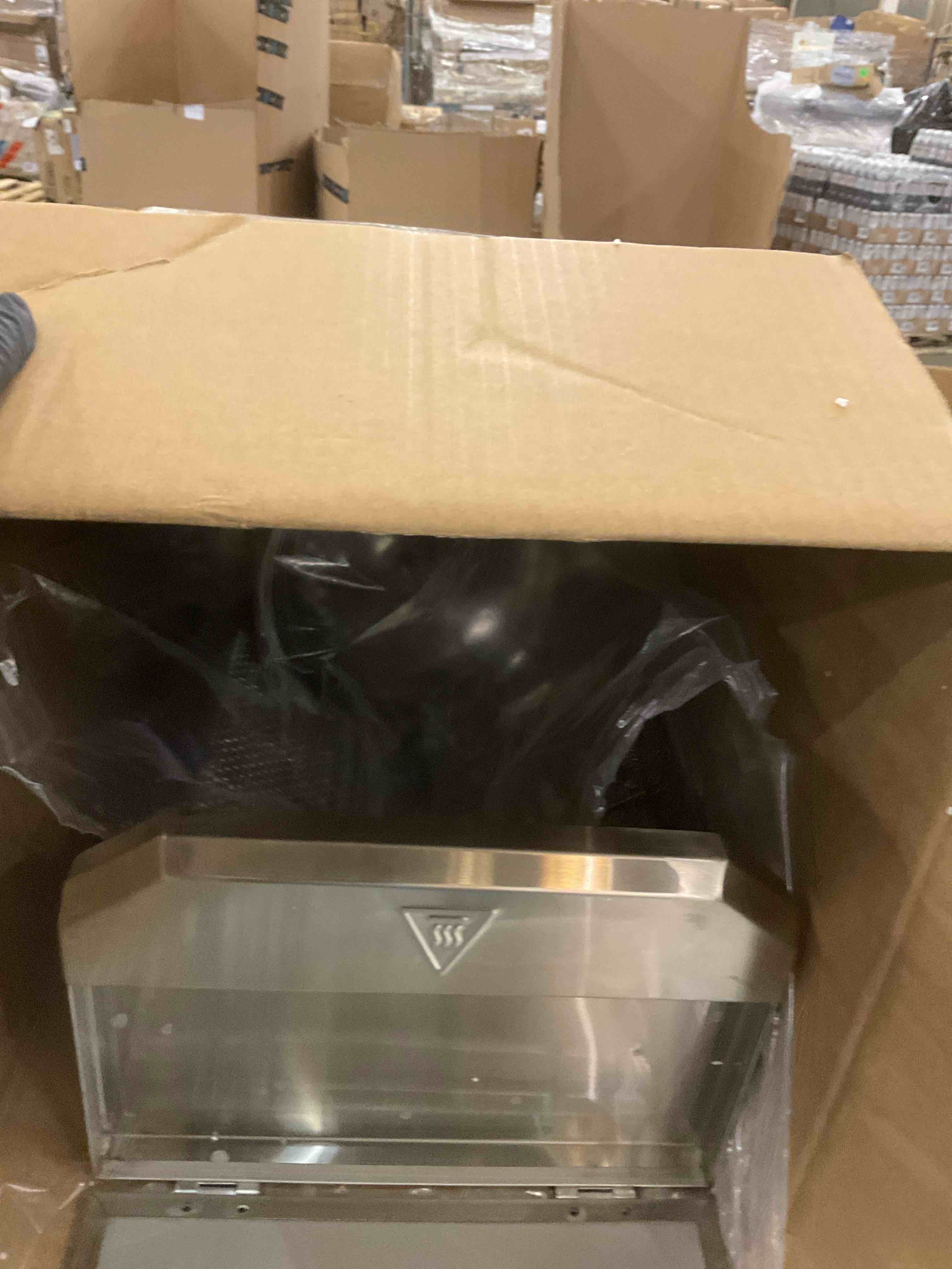 https://s3.amazonaws.com/lotting-images-prod/bidfta/PPE1967684_1742570659429.jpeg