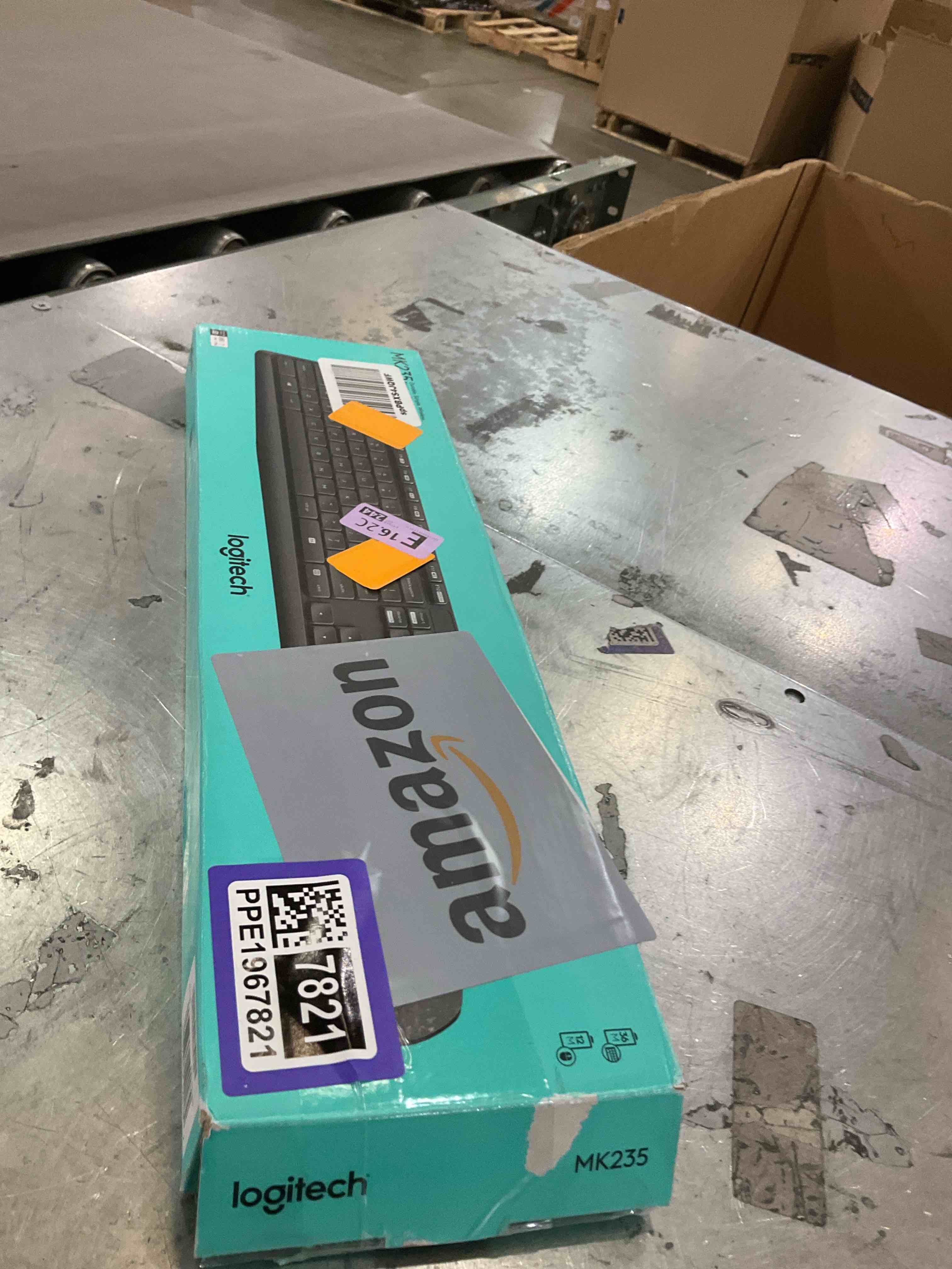 https://s3.amazonaws.com/lotting-images-prod/bidfta/PPE1967821_1742582223934.jpeg