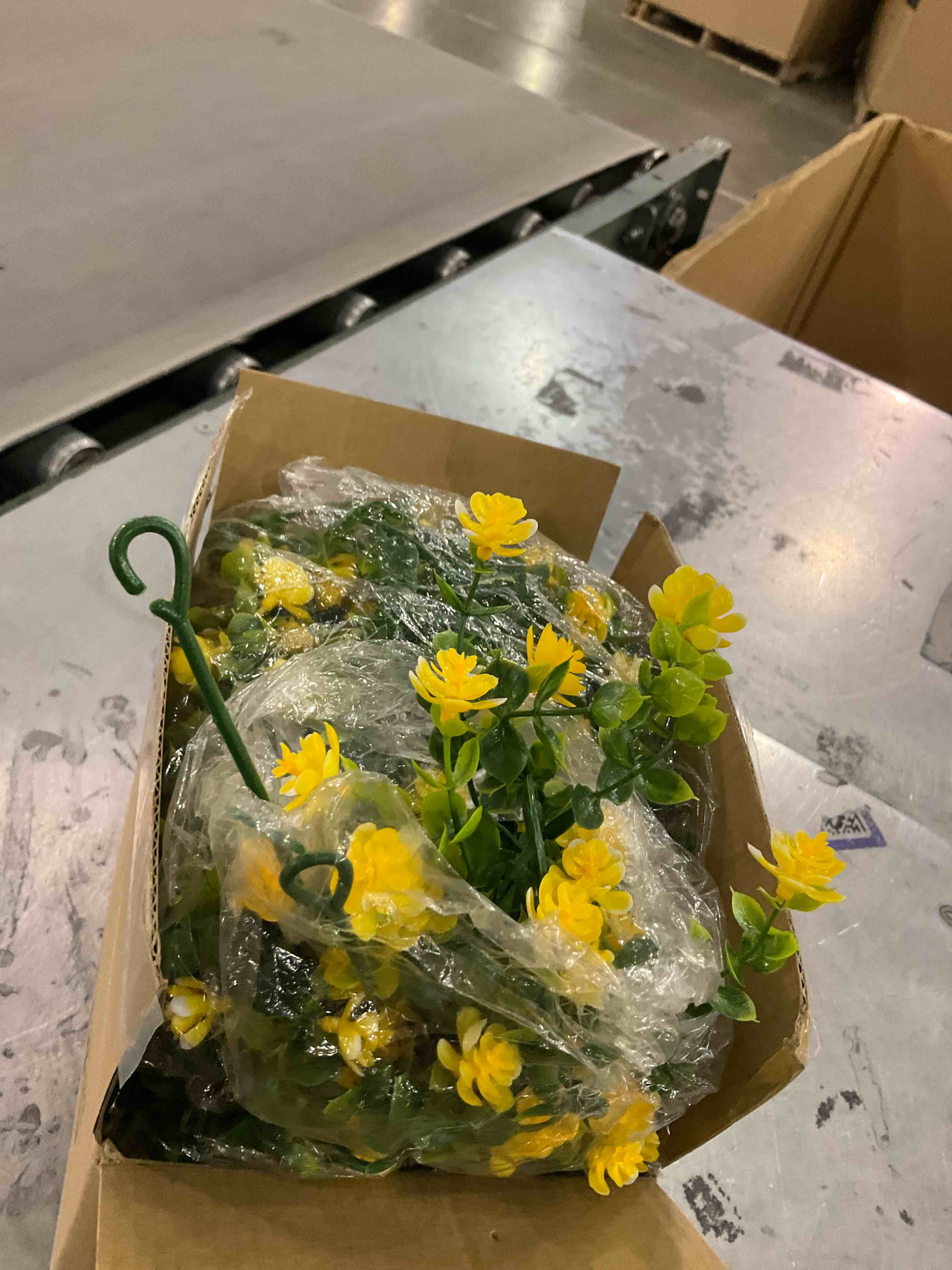 https://s3.amazonaws.com/lotting-images-prod/bidfta/PPE1967873_1742817196770.jpeg