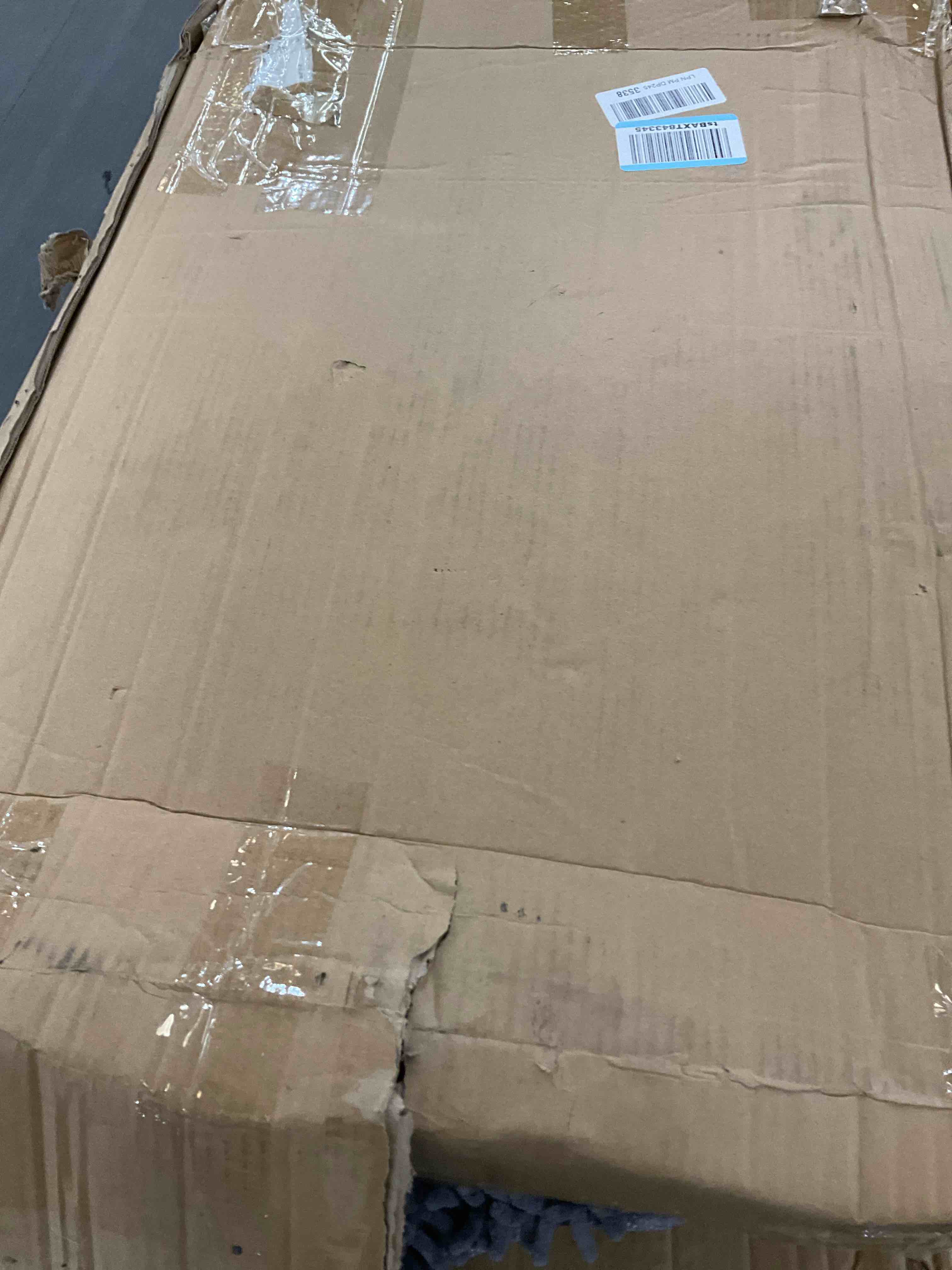https://s3.amazonaws.com/lotting-images-prod/bidfta/PPE1968282_1742842626923.jpeg