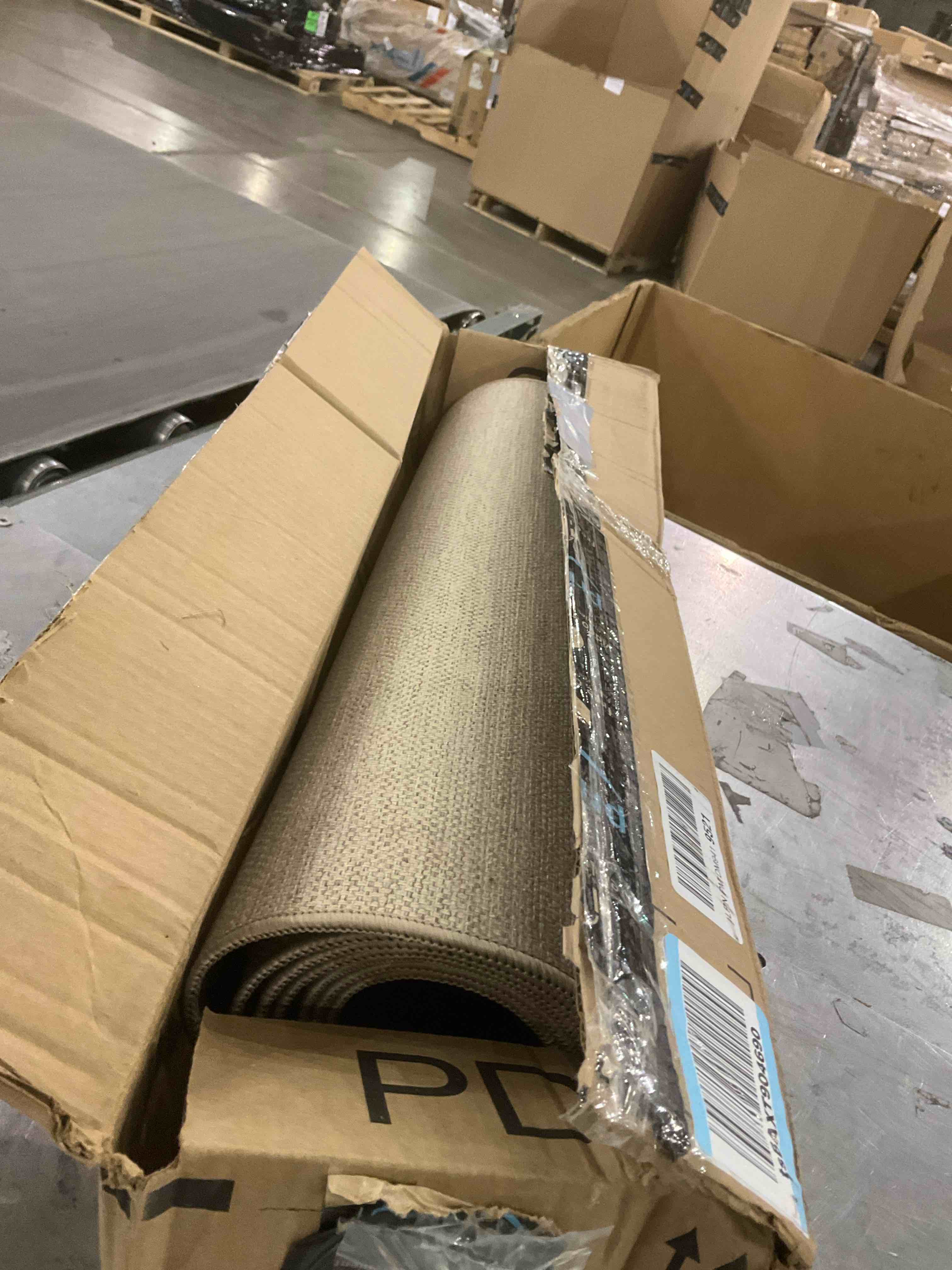 https://s3.amazonaws.com/lotting-images-prod/bidfta/PPE1968621_1742988473510.jpeg