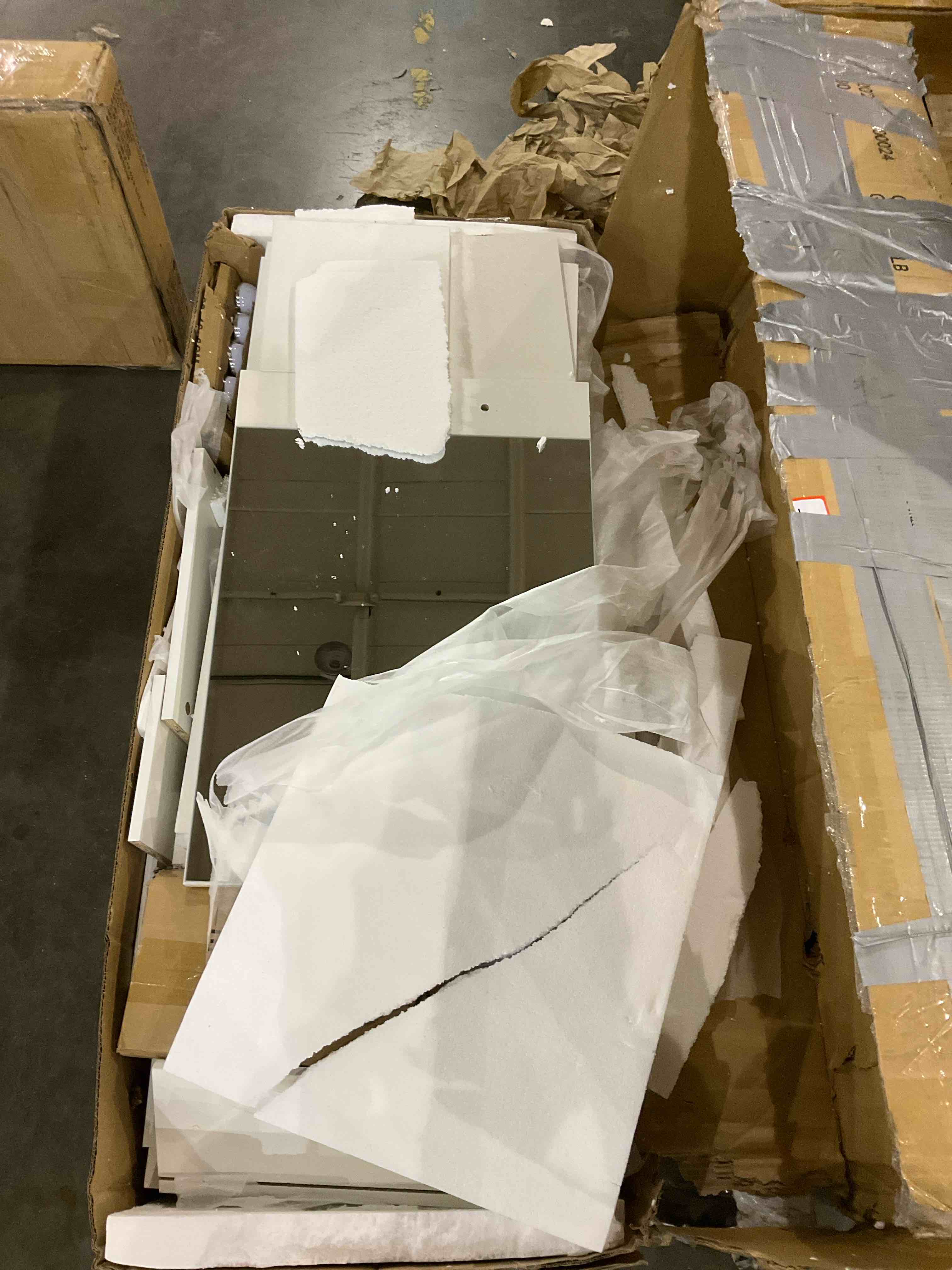 https://s3.amazonaws.com/lotting-images-prod/bidfta/PPE1969210_1742297913624.jpeg