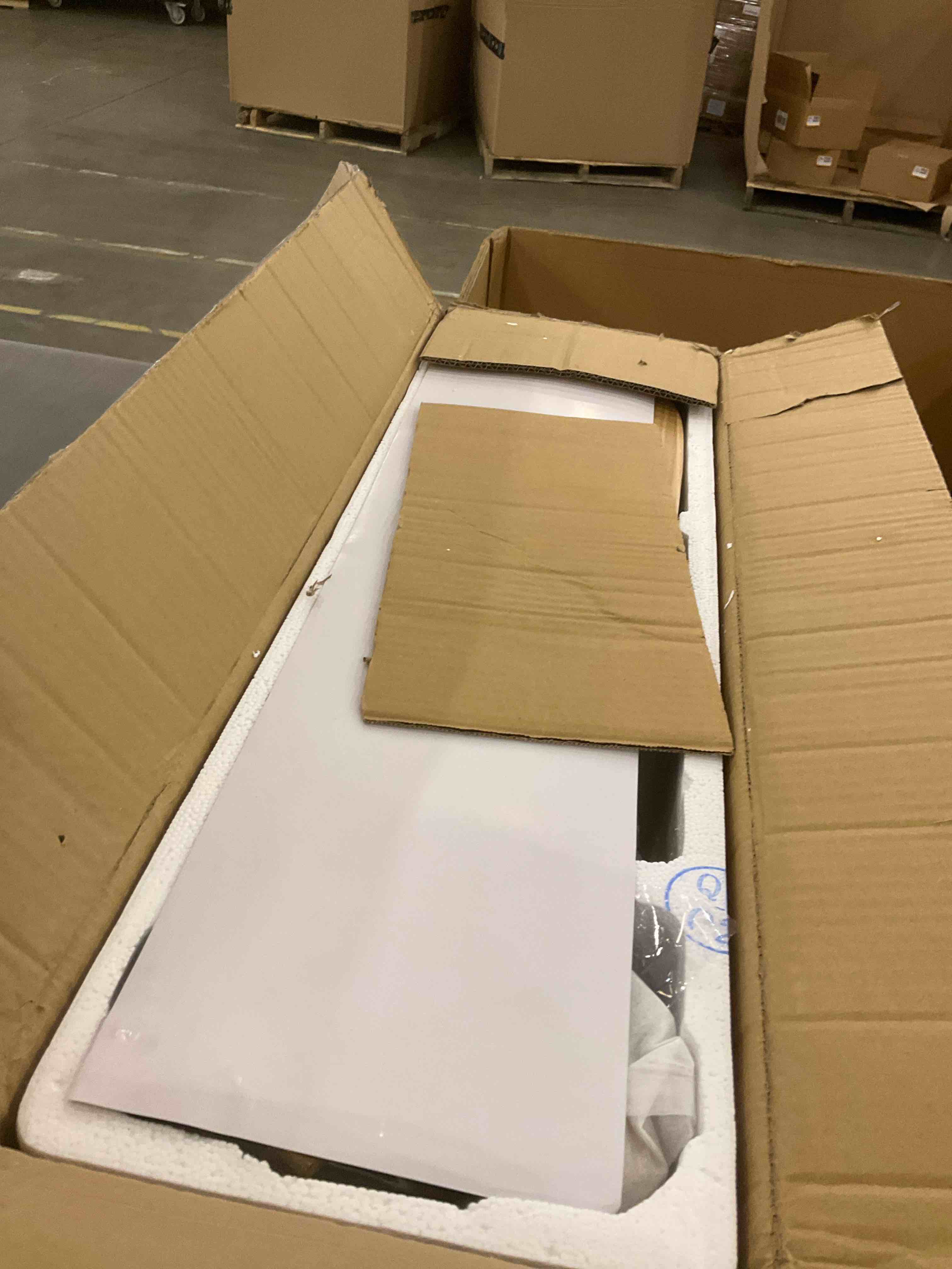 https://s3.amazonaws.com/lotting-images-prod/bidfta/PPE1969319_1742306554462.jpeg