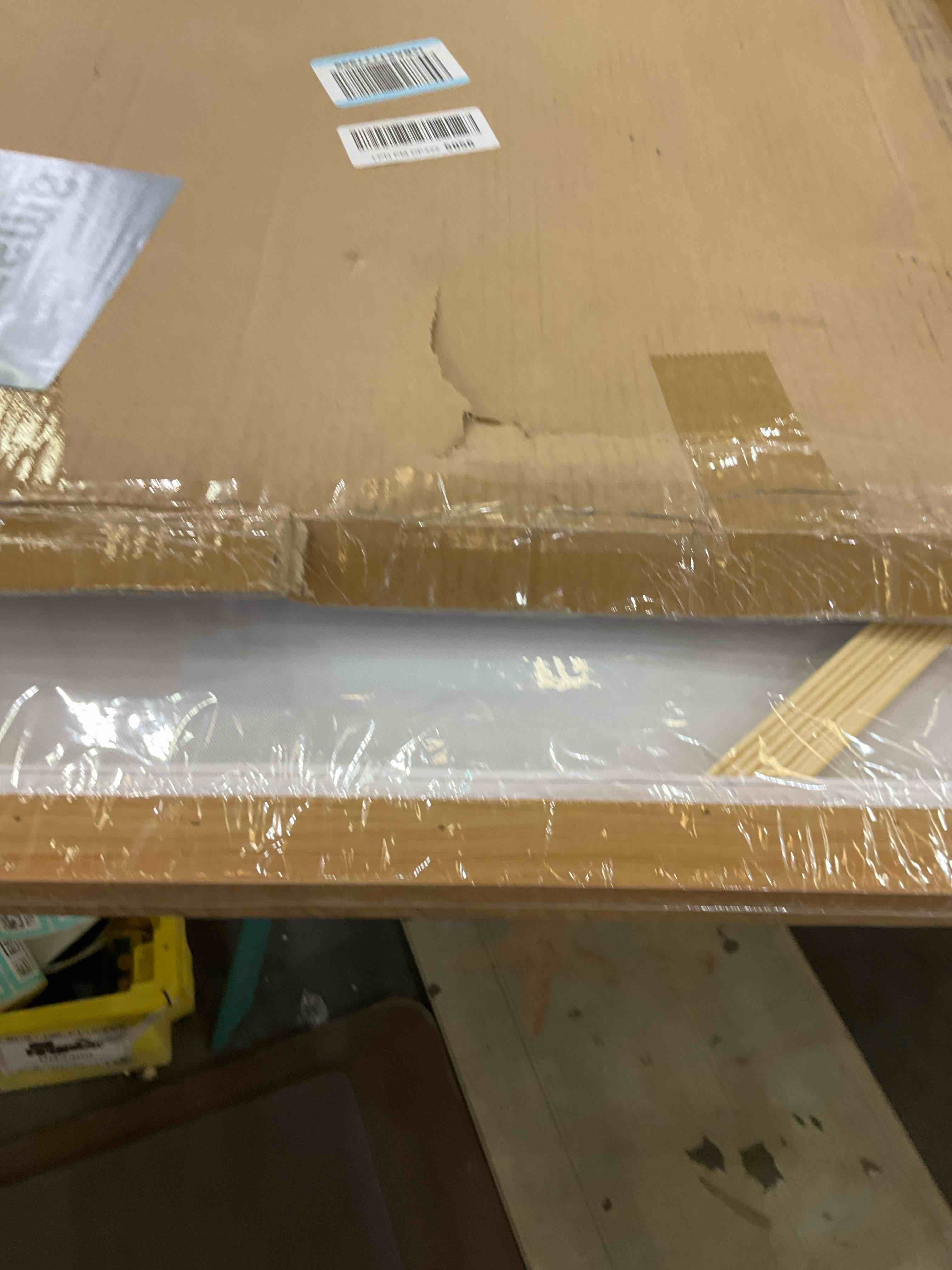 https://s3.amazonaws.com/lotting-images-prod/bidfta/PPE1969515_1742317081123.jpeg