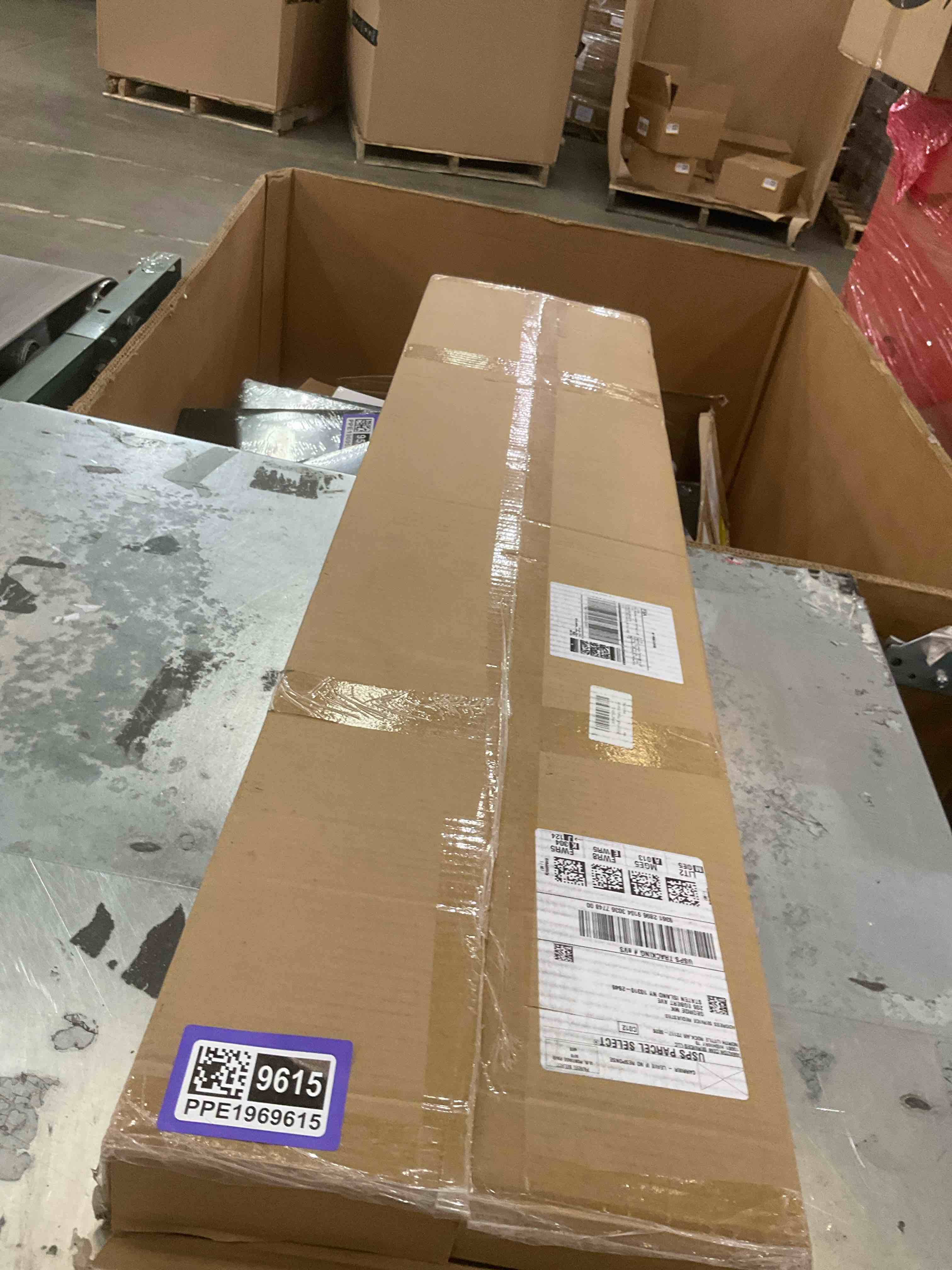 https://s3.amazonaws.com/lotting-images-prod/bidfta/PPE1969615_1742323903444.jpeg