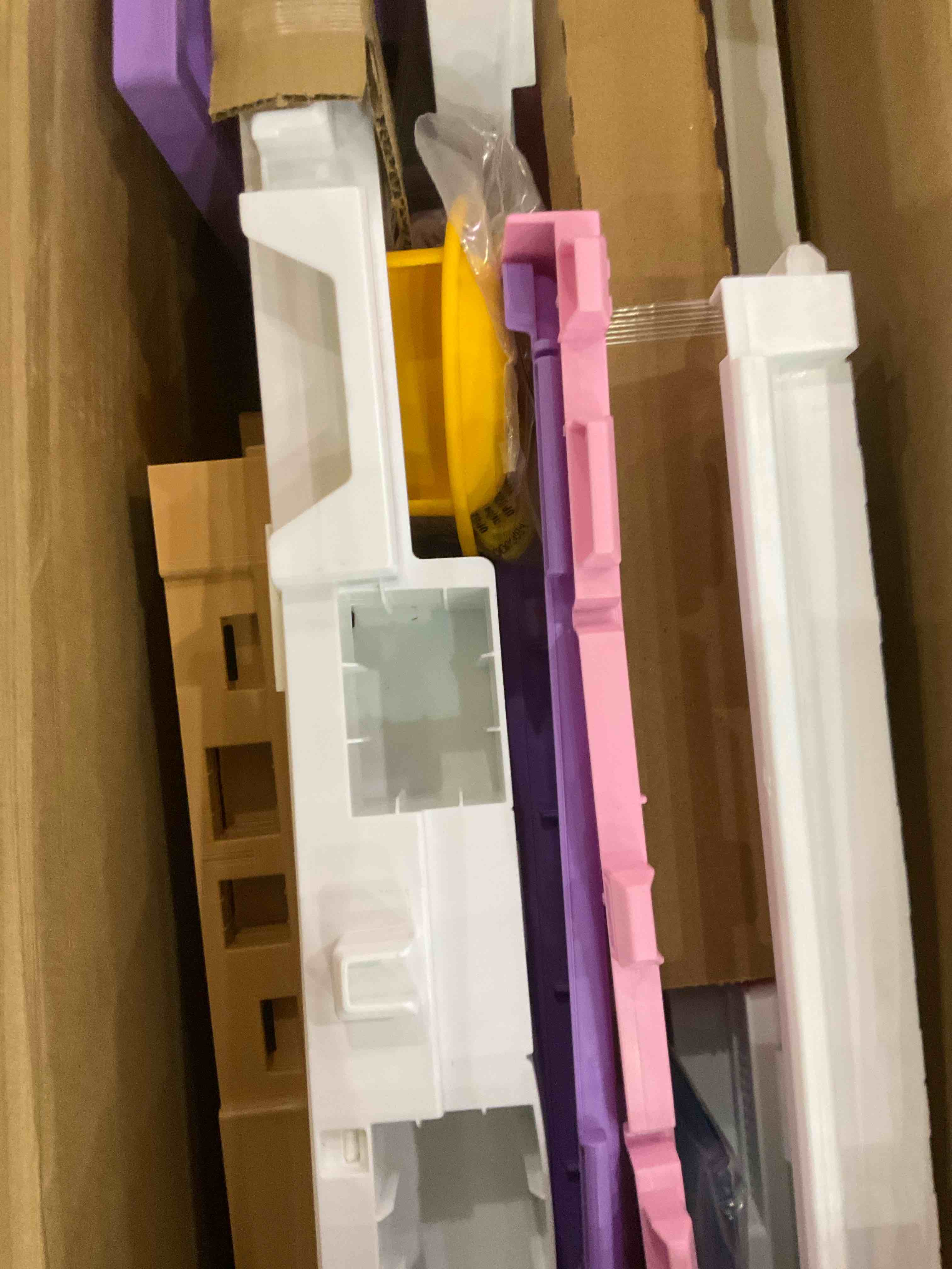 https://s3.amazonaws.com/lotting-images-prod/bidfta/PPE1970601_1742408317835.jpeg