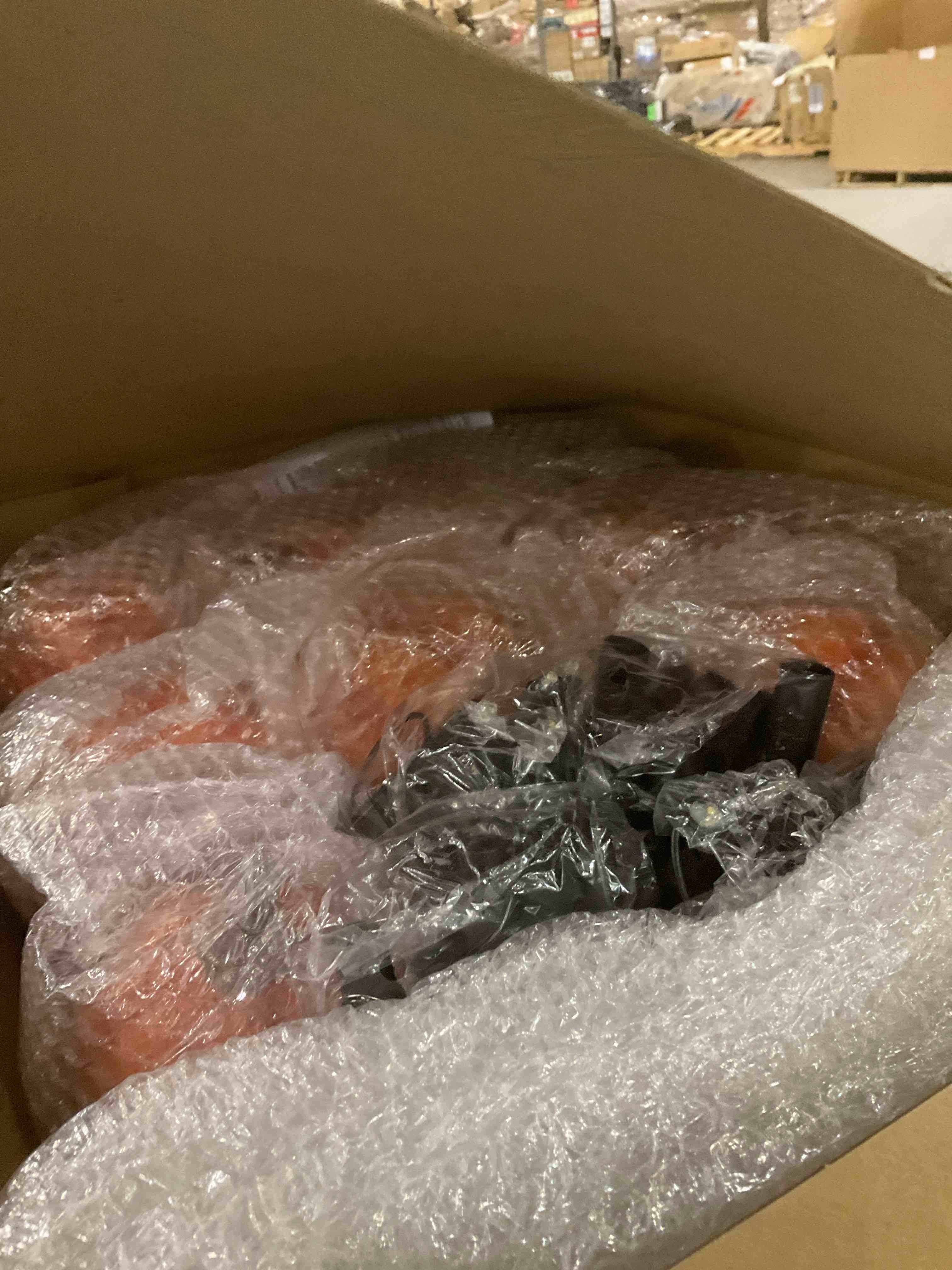 https://s3.amazonaws.com/lotting-images-prod/bidfta/PPE1971124_1742493054013.jpeg
