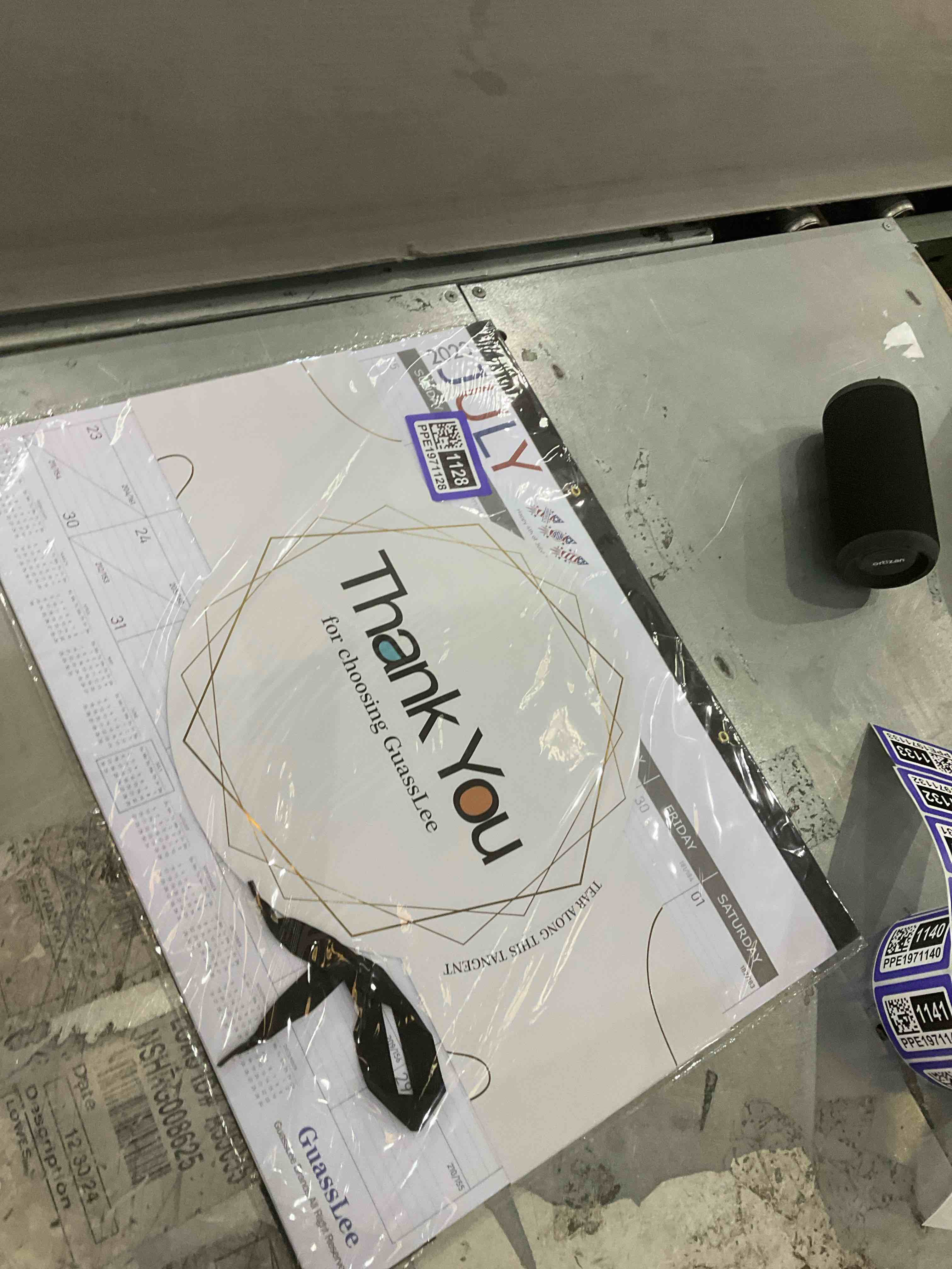 https://s3.amazonaws.com/lotting-images-prod/bidfta/PPE1971128_1742493131615.jpeg