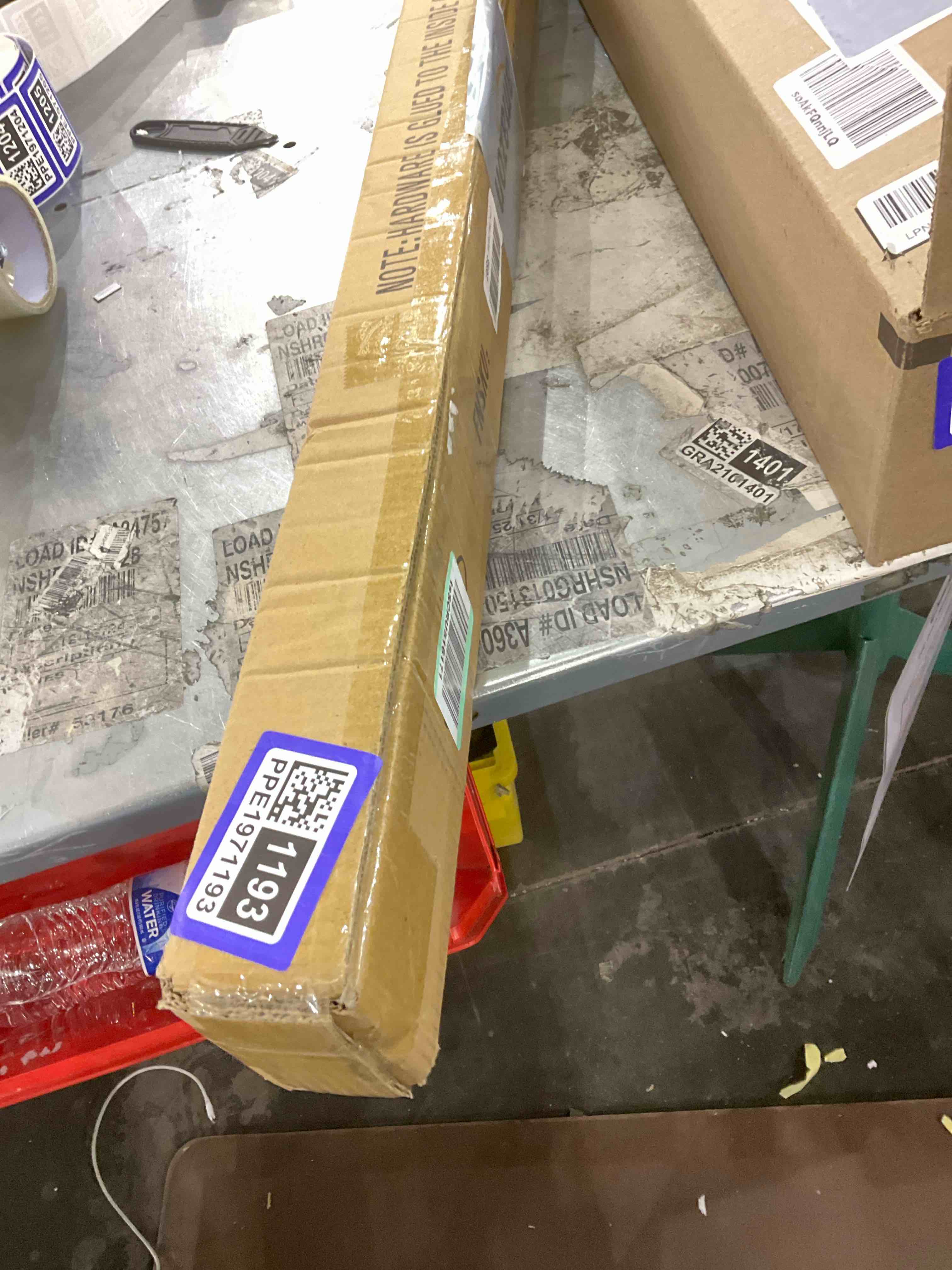 https://s3.amazonaws.com/lotting-images-prod/bidfta/PPE1971193_1742559547520.jpeg