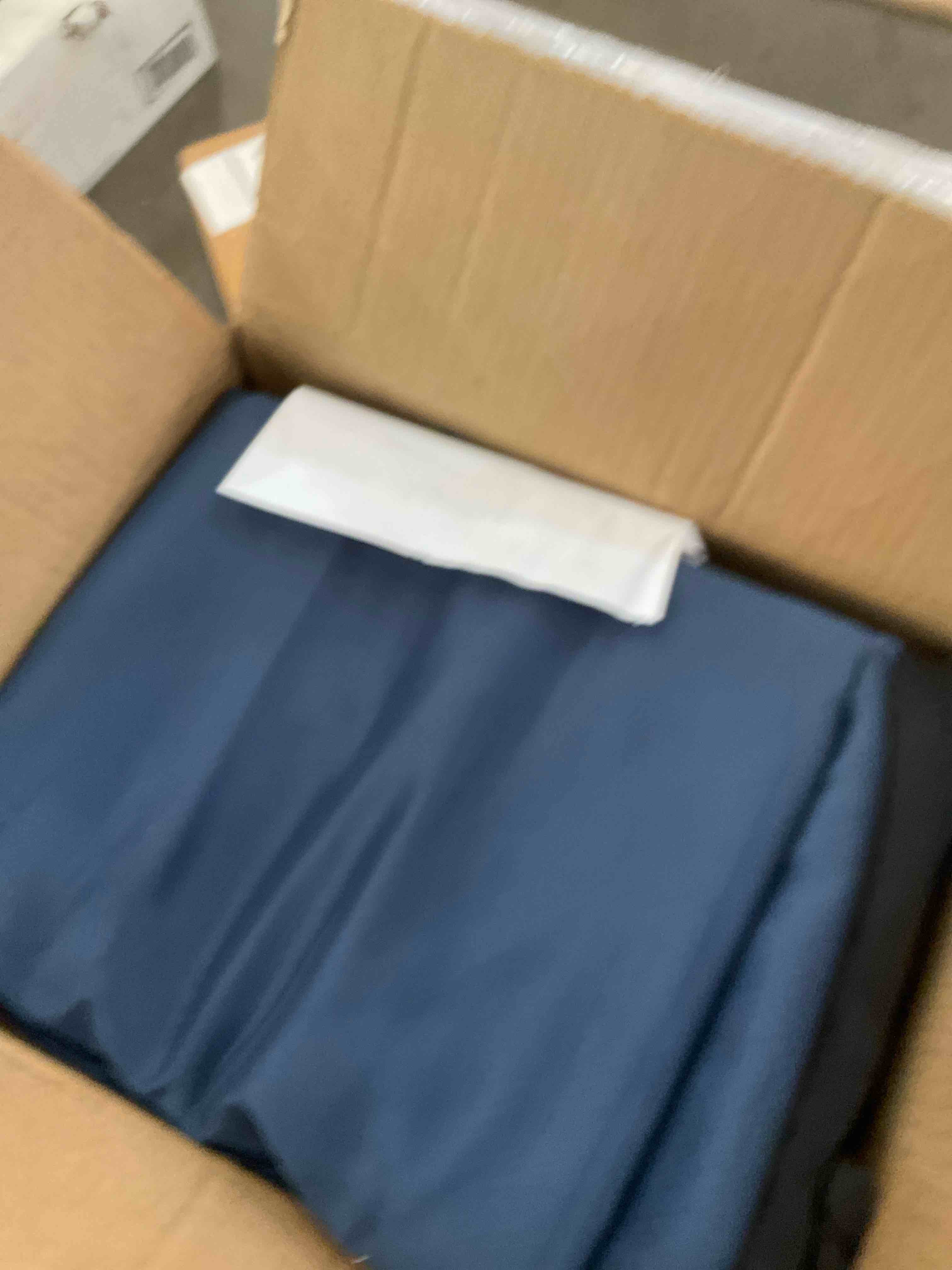 https://s3.amazonaws.com/lotting-images-prod/bidfta/PPE1972145_1741717414120.jpeg