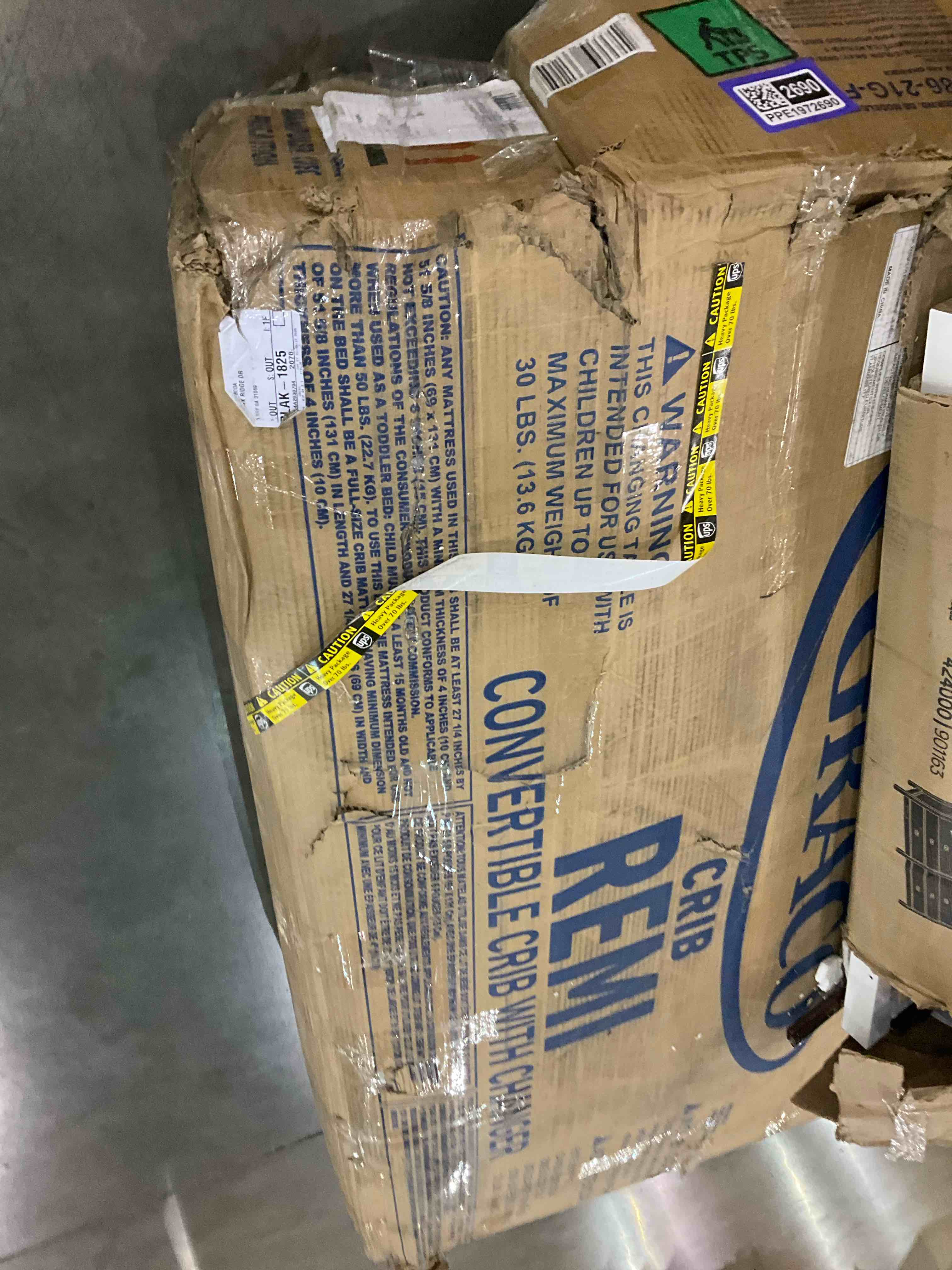 https://s3.amazonaws.com/lotting-images-prod/bidfta/PPE1972690_1742210738784.jpeg