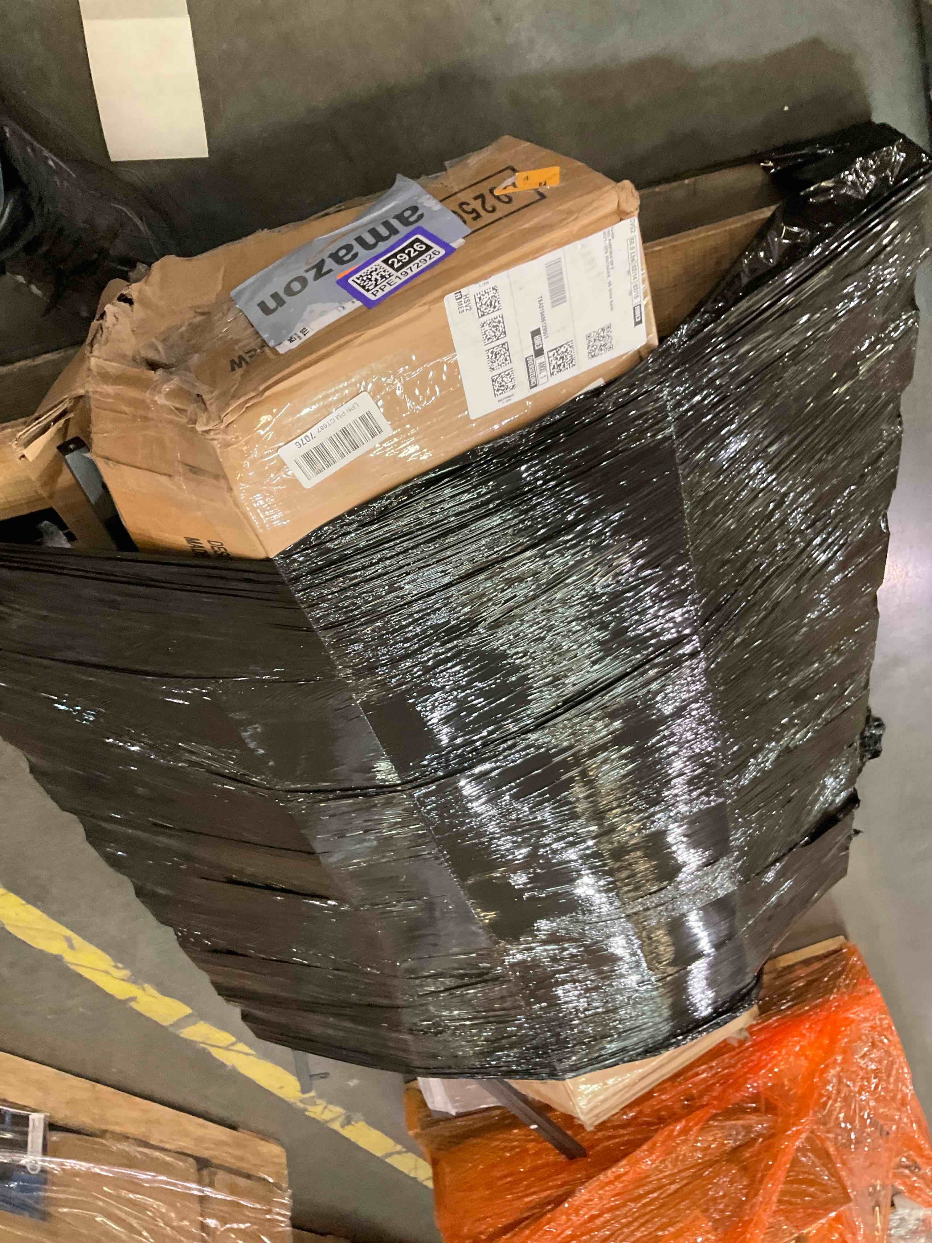 https://s3.amazonaws.com/lotting-images-prod/bidfta/PPE1972926_1742232858972.jpeg