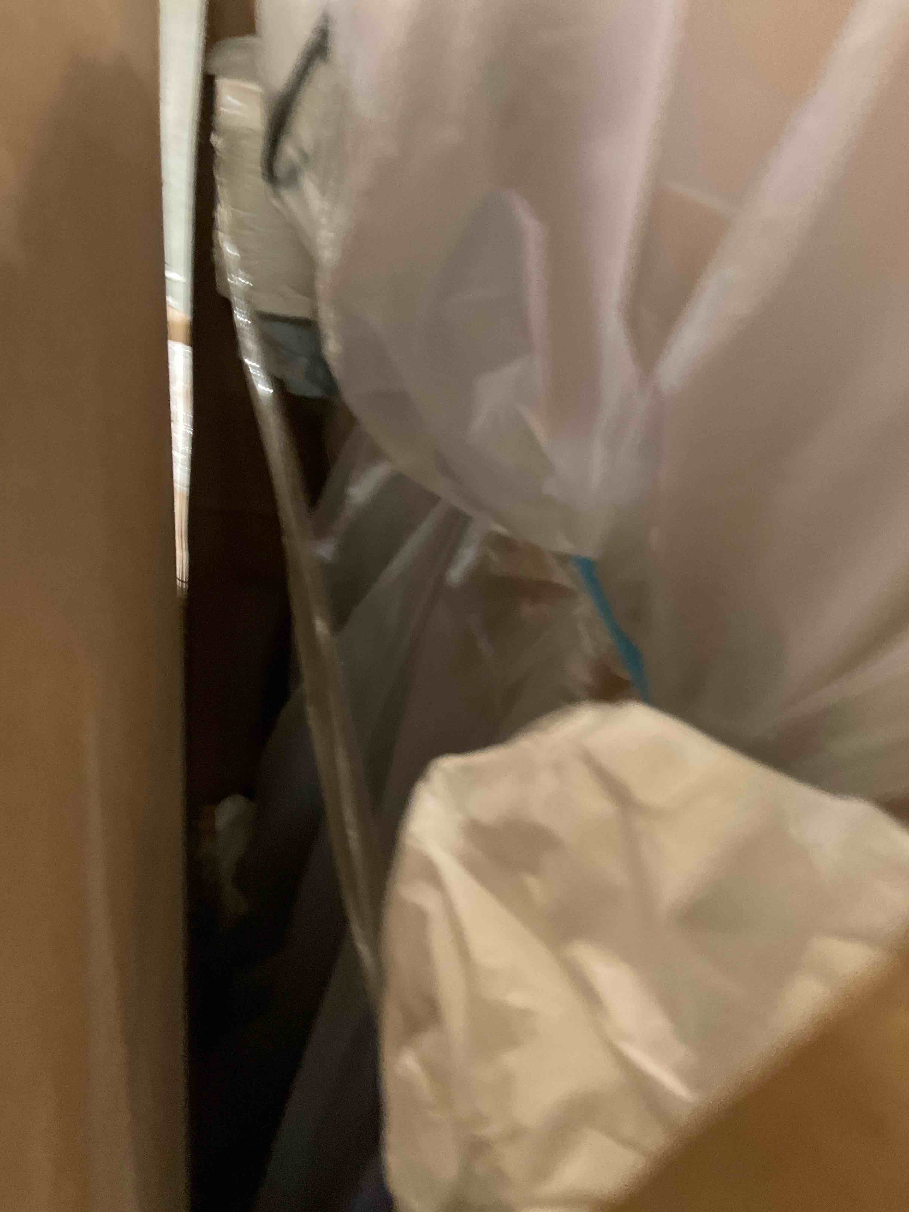https://s3.amazonaws.com/lotting-images-prod/bidfta/PPE1972943_1742236362214.jpeg