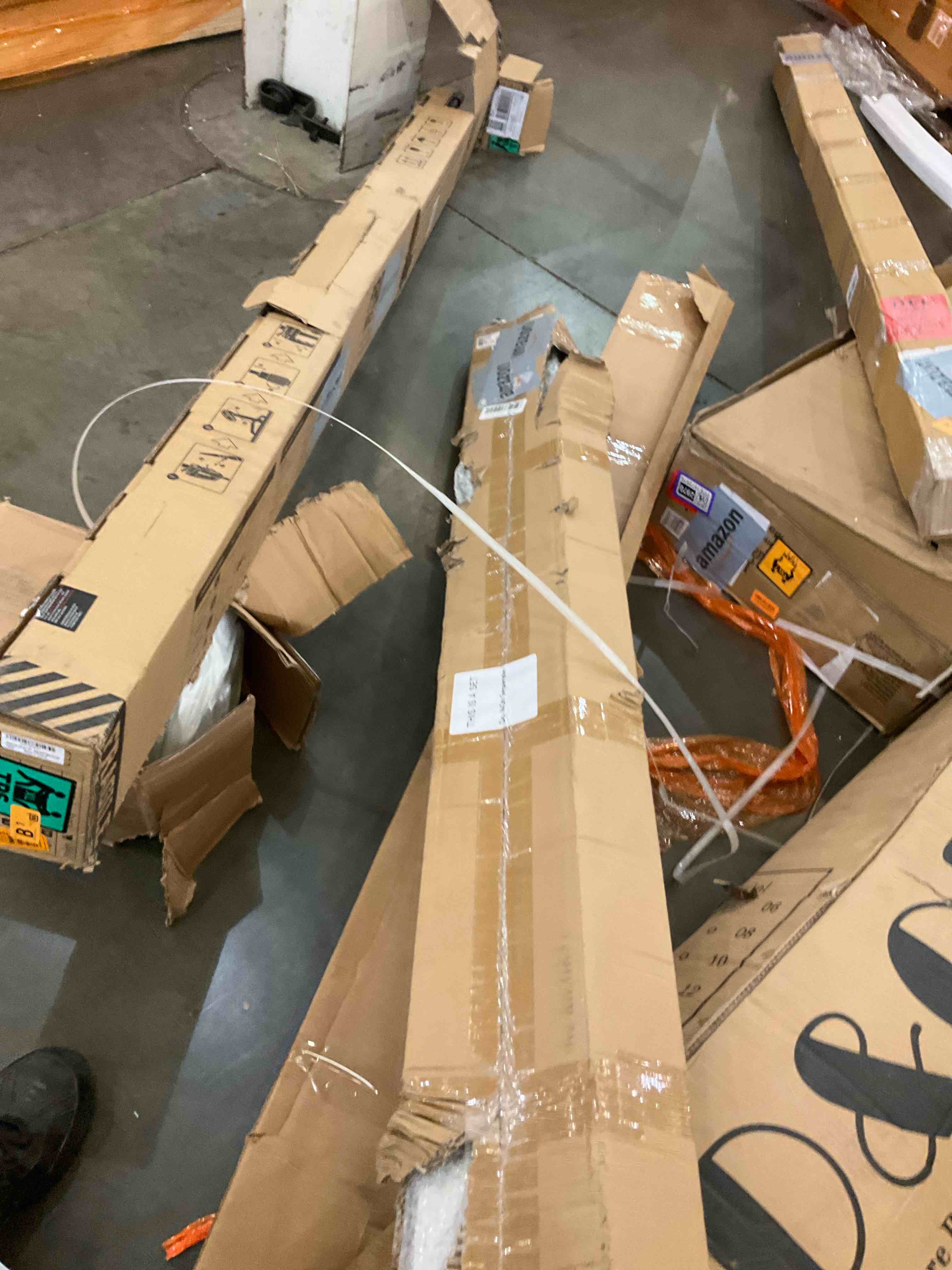 https://s3.amazonaws.com/lotting-images-prod/bidfta/PPE1972973_1742238276181.jpeg
