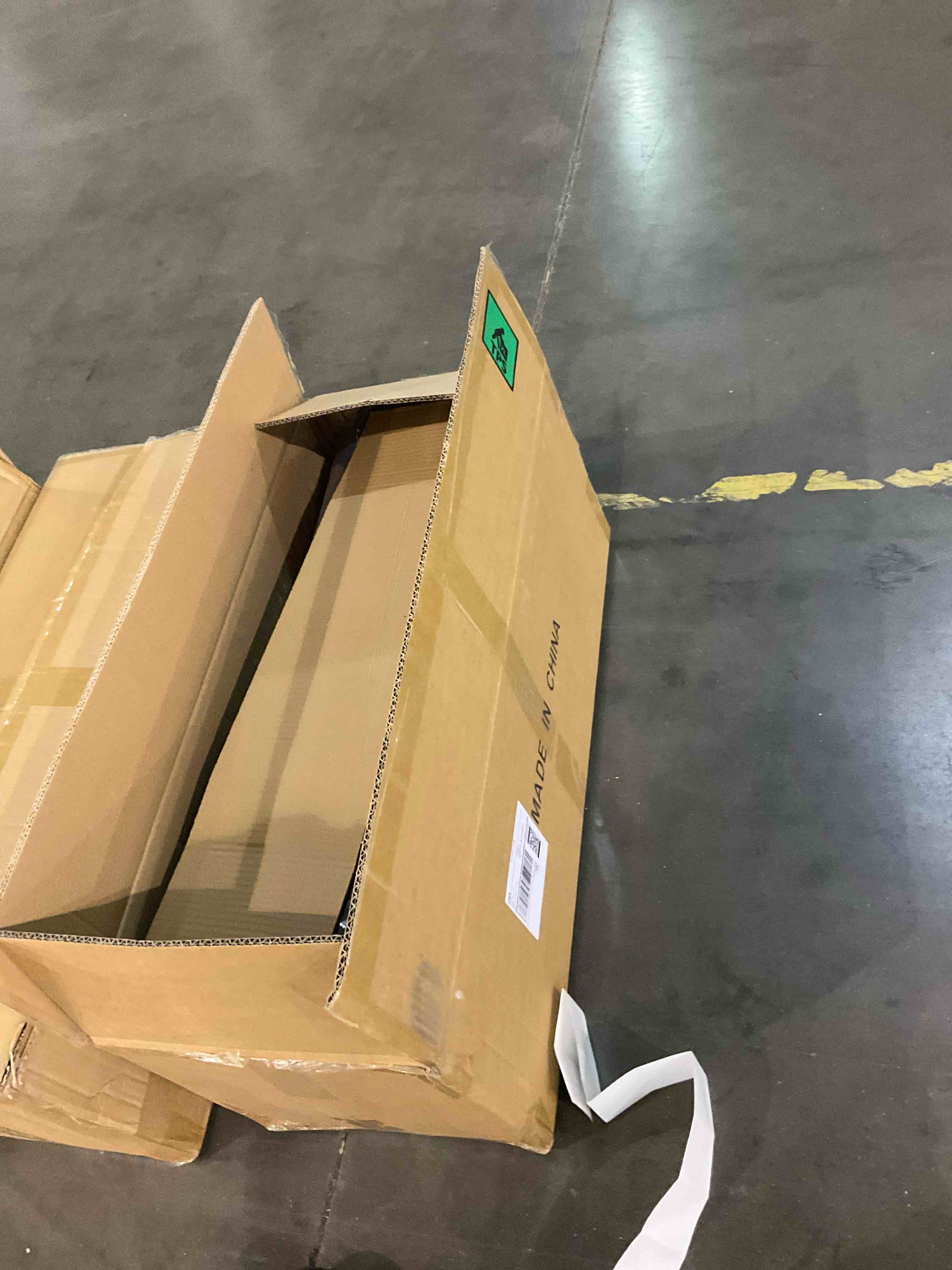 https://s3.amazonaws.com/lotting-images-prod/bidfta/PPE1973264_1742385300949.jpeg