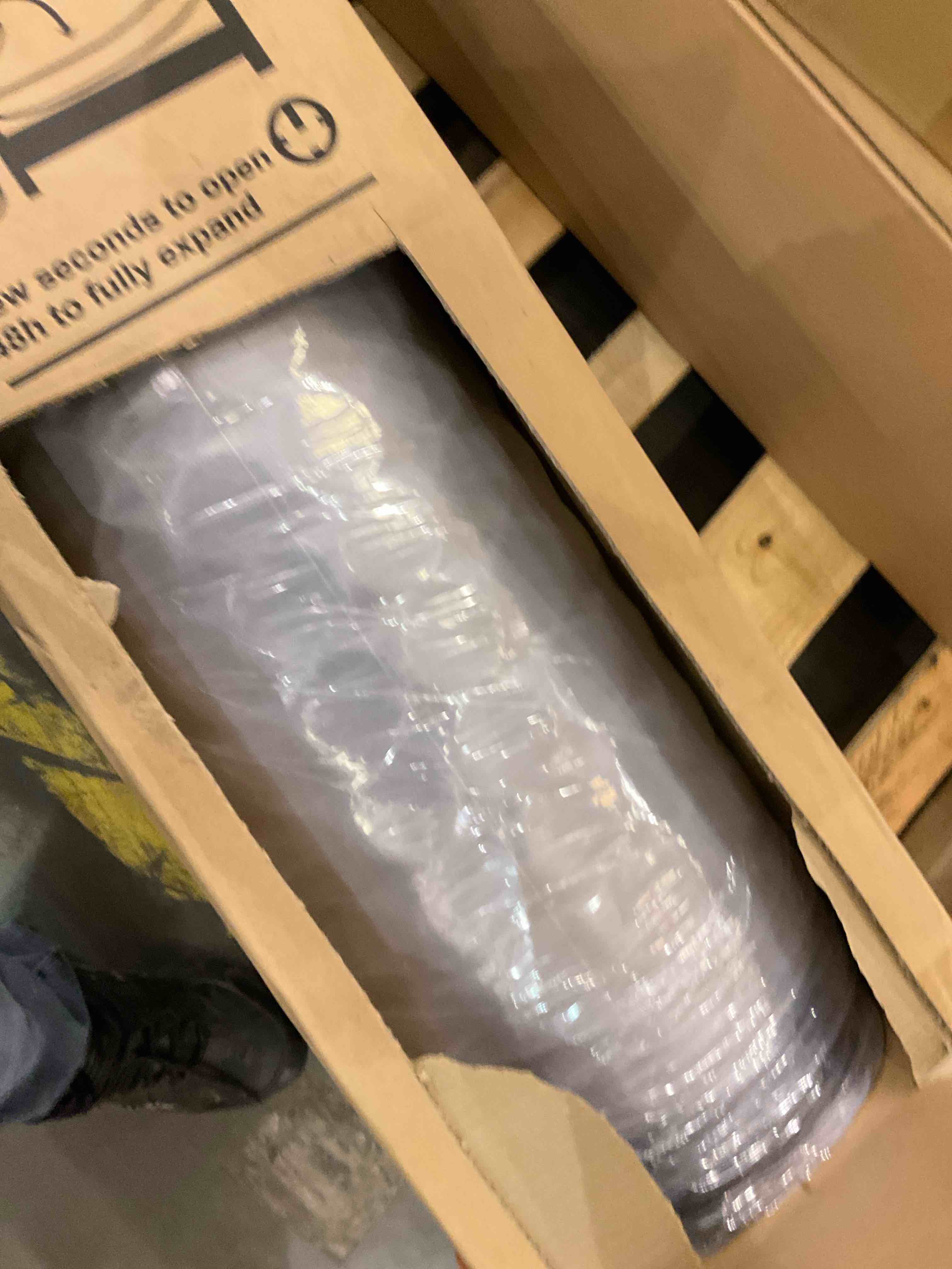 https://s3.amazonaws.com/lotting-images-prod/bidfta/PPE1973769_1742492103164.jpeg