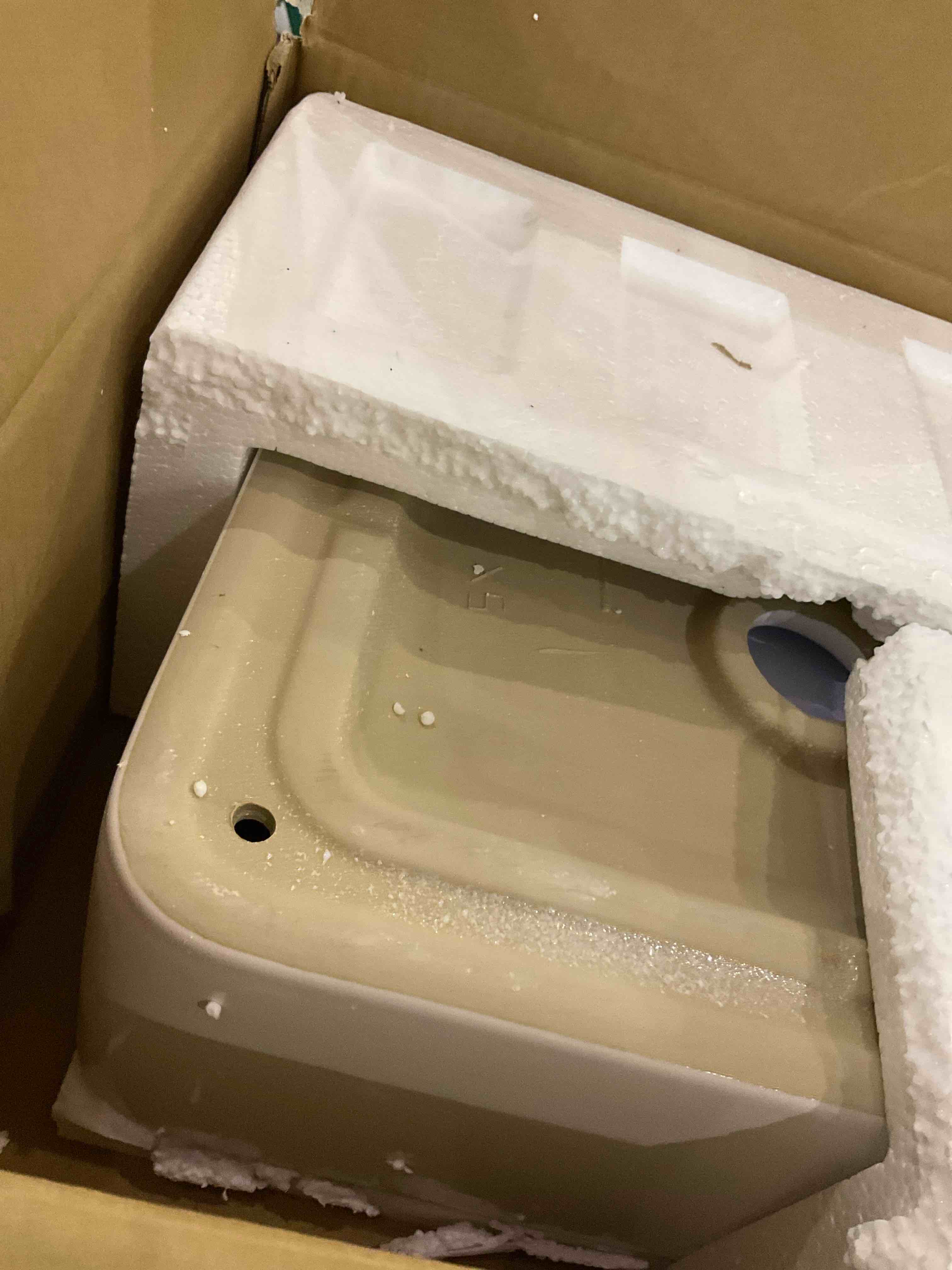 https://s3.amazonaws.com/lotting-images-prod/bidfta/PPE1975787_1743430216412.jpeg
