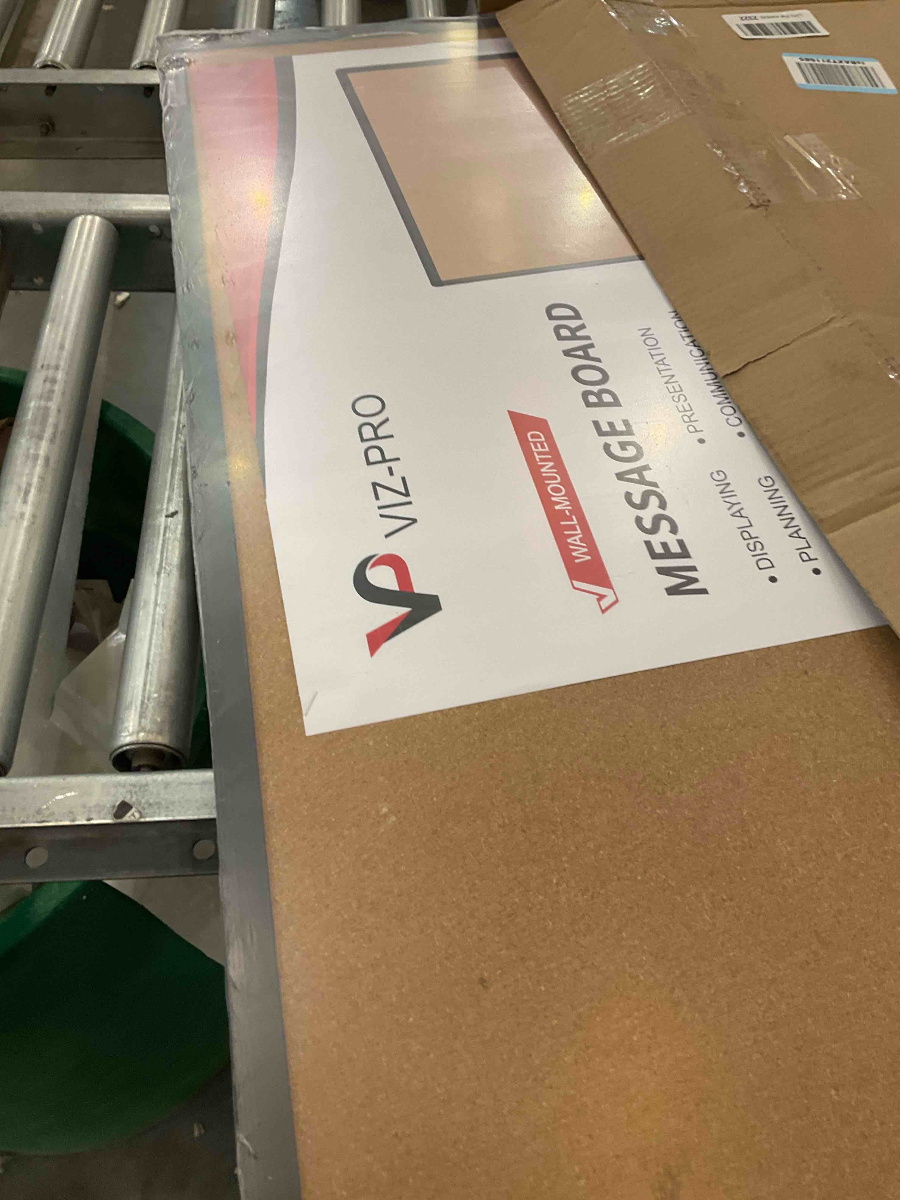 https://s3.amazonaws.com/lotting-images-prod/bidfta/PPE1976275_1743522616793.jpeg