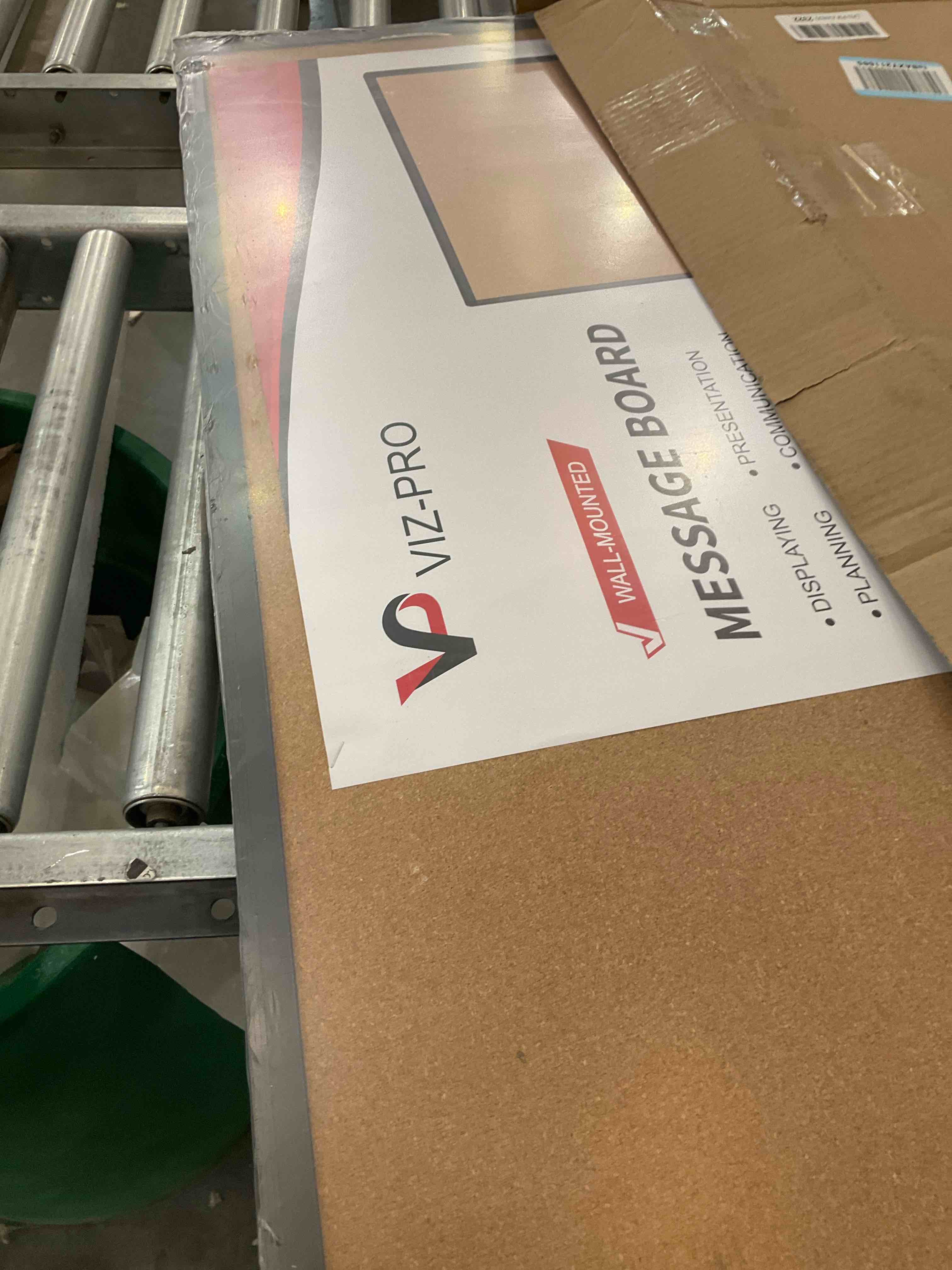 https://s3.amazonaws.com/lotting-images-prod/bidfta/PPE1976275_1743522617646.jpeg