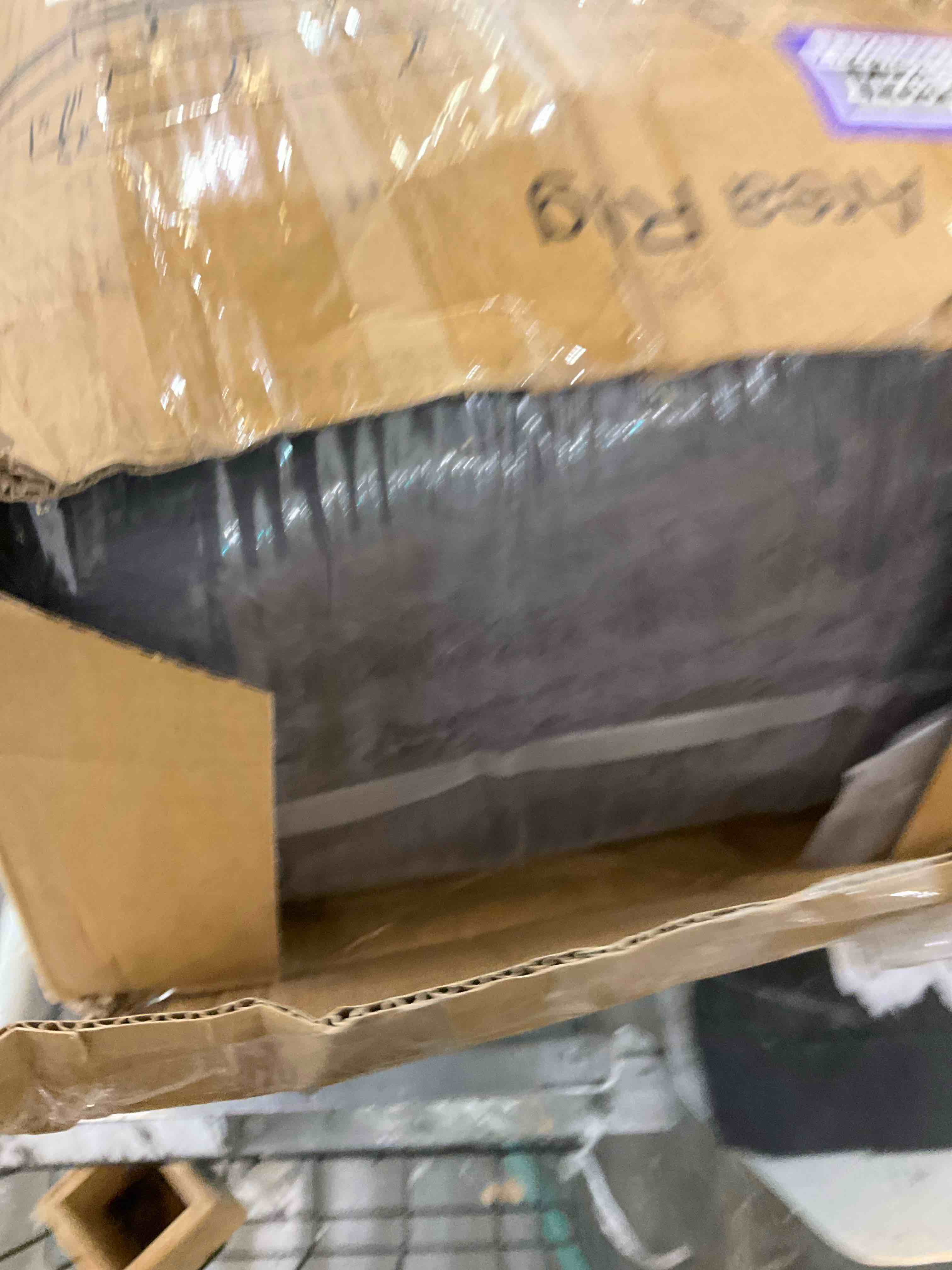 https://s3.amazonaws.com/lotting-images-prod/bidfta/PPE1976277_1743522177234.jpeg