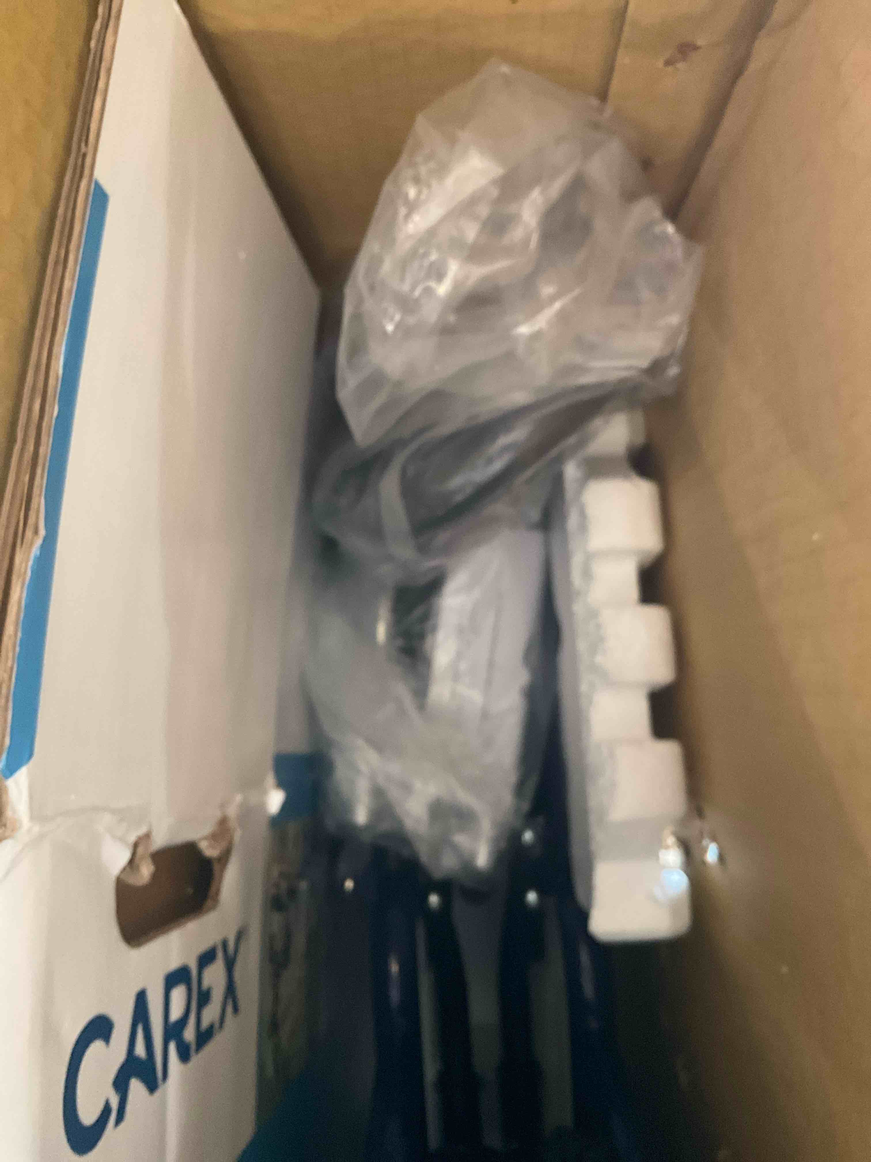 https://s3.amazonaws.com/lotting-images-prod/bidfta/PPE1976892_1745933181942.jpeg
