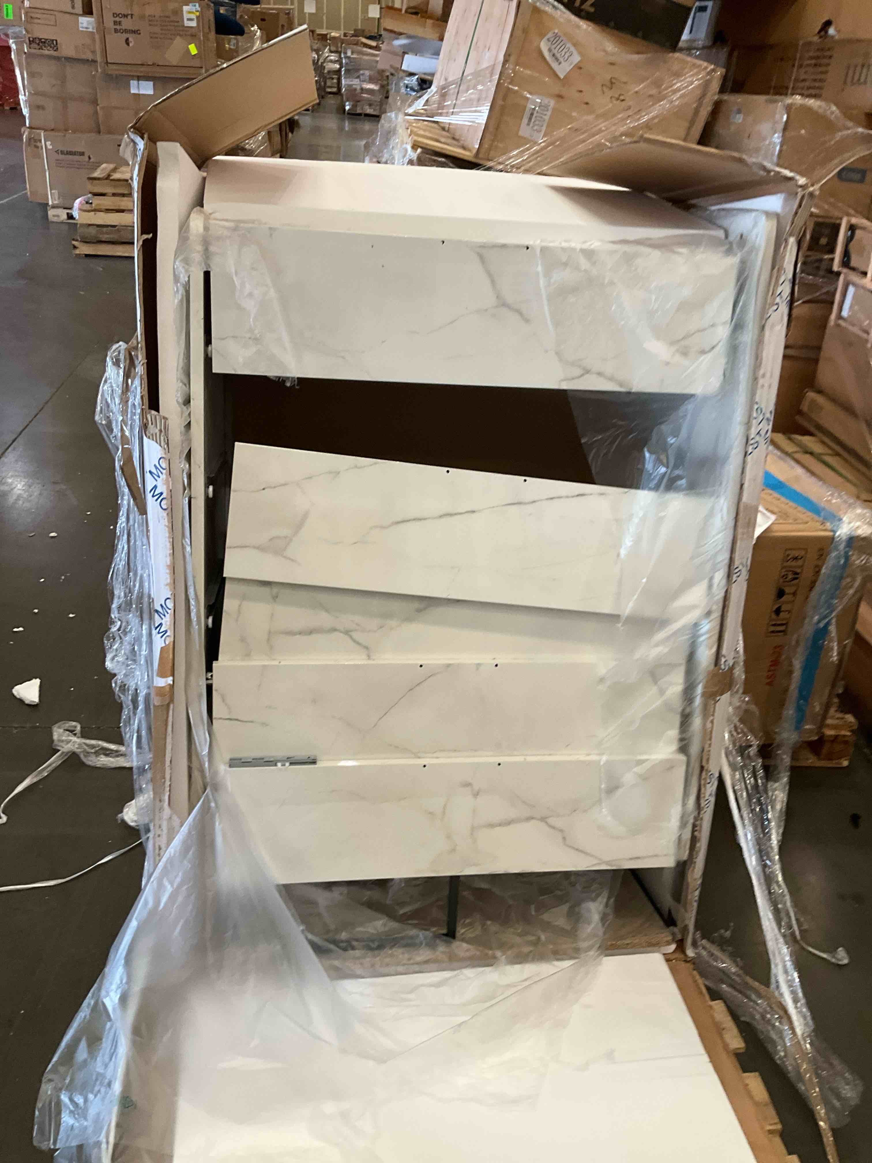 https://s3.amazonaws.com/lotting-images-prod/bidfta/PPE1977029_1748624047931.jpeg