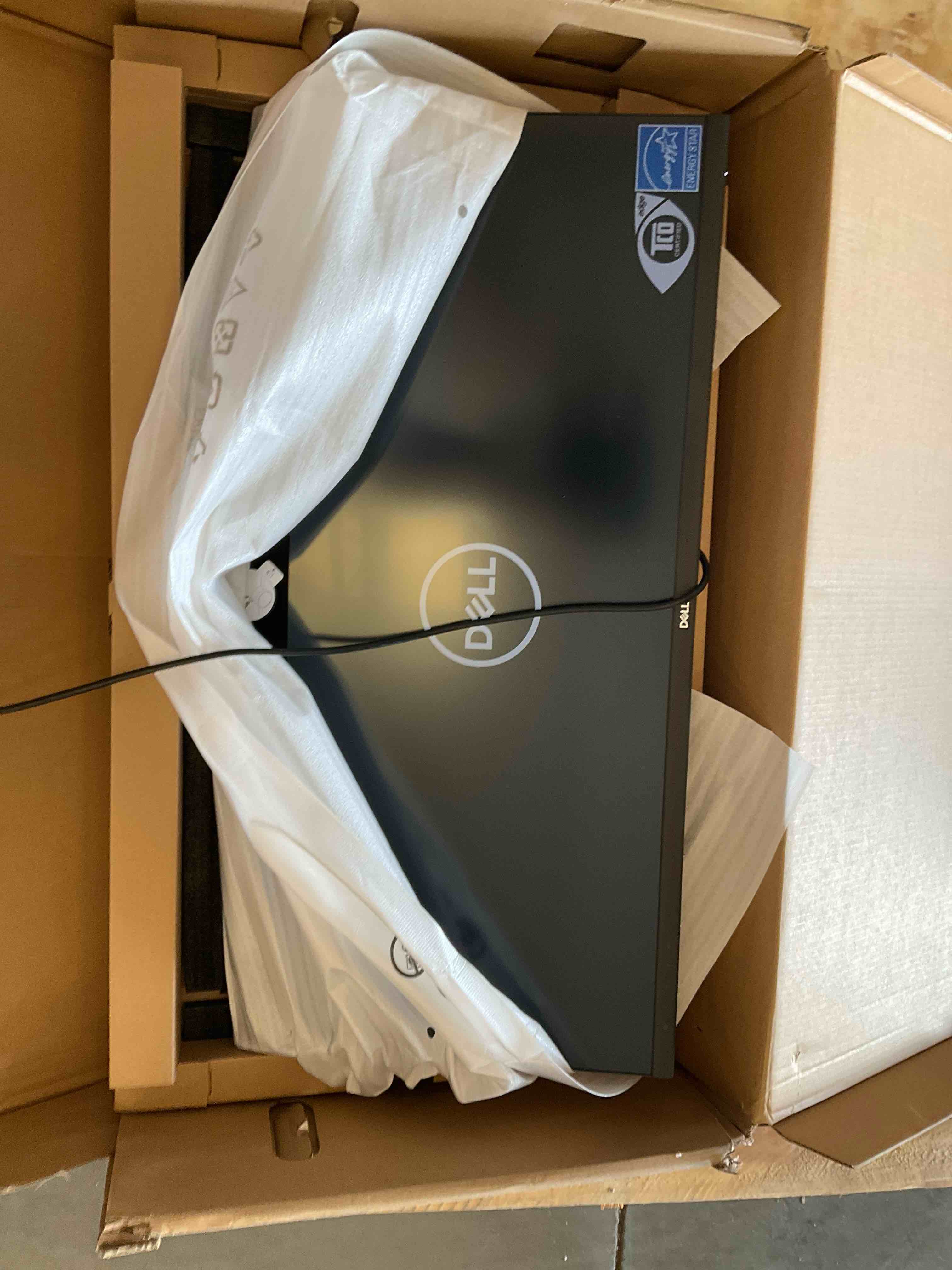 https://s3.amazonaws.com/lotting-images-prod/bidfta/PPE1977244_1752072488766.jpeg