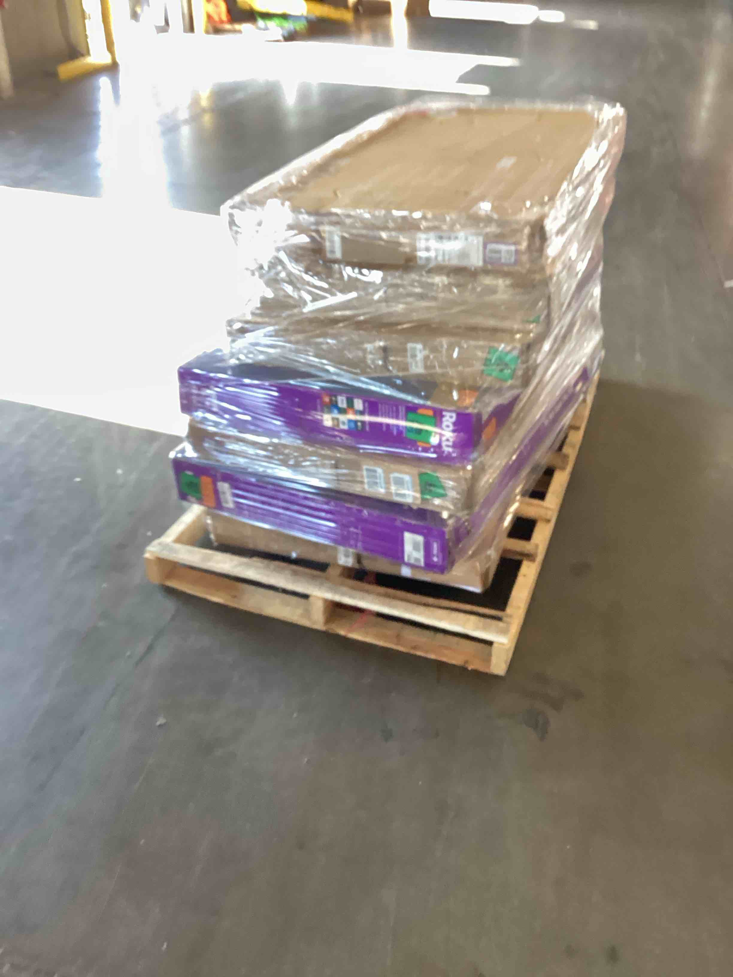 Tv pallet