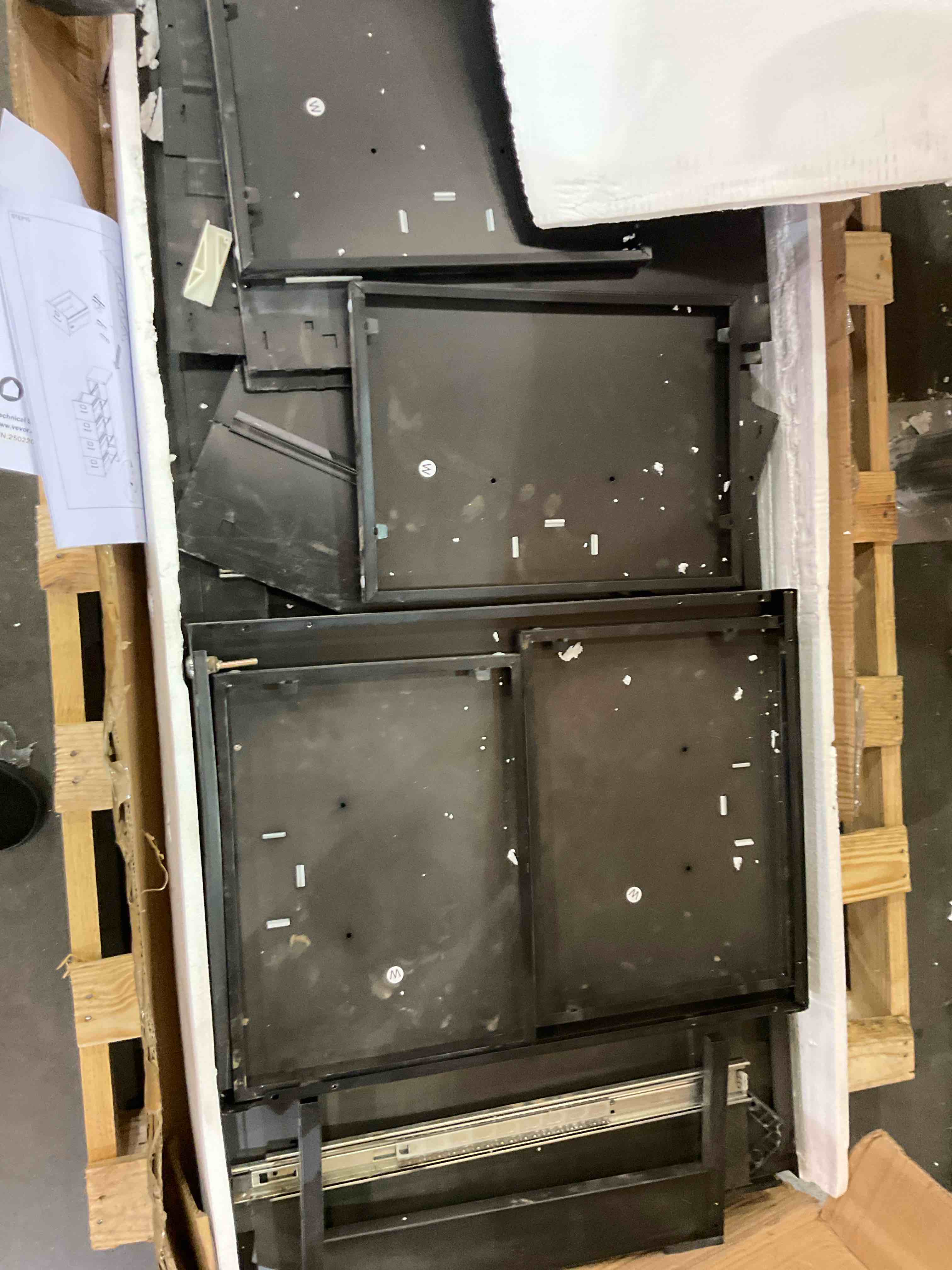 https://s3.amazonaws.com/lotting-images-prod/bidfta/PPE1977386_1757598646894.jpeg
