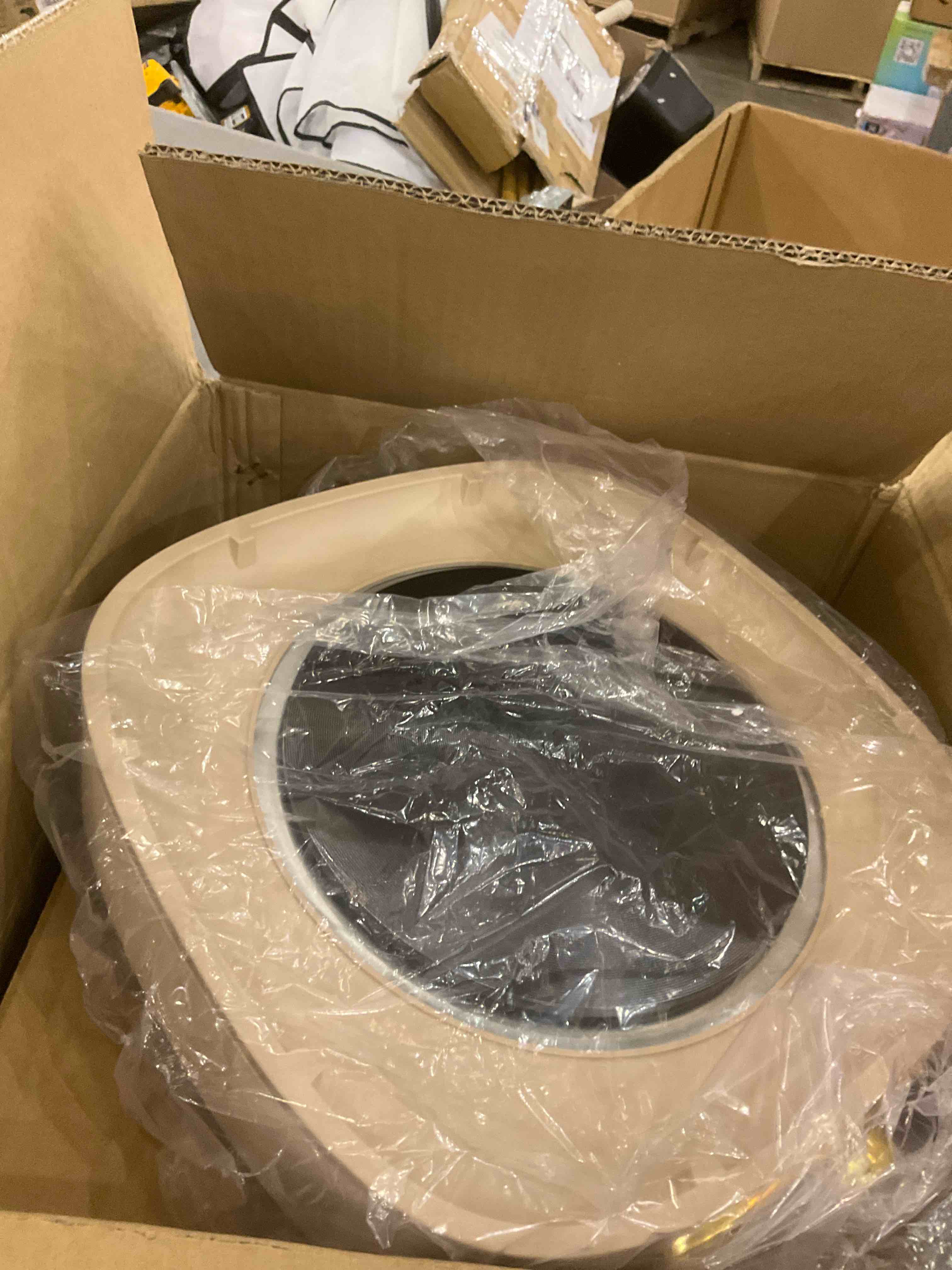 https://s3.amazonaws.com/lotting-images-prod/bidfta/PPE1978392_1741361131387.jpeg