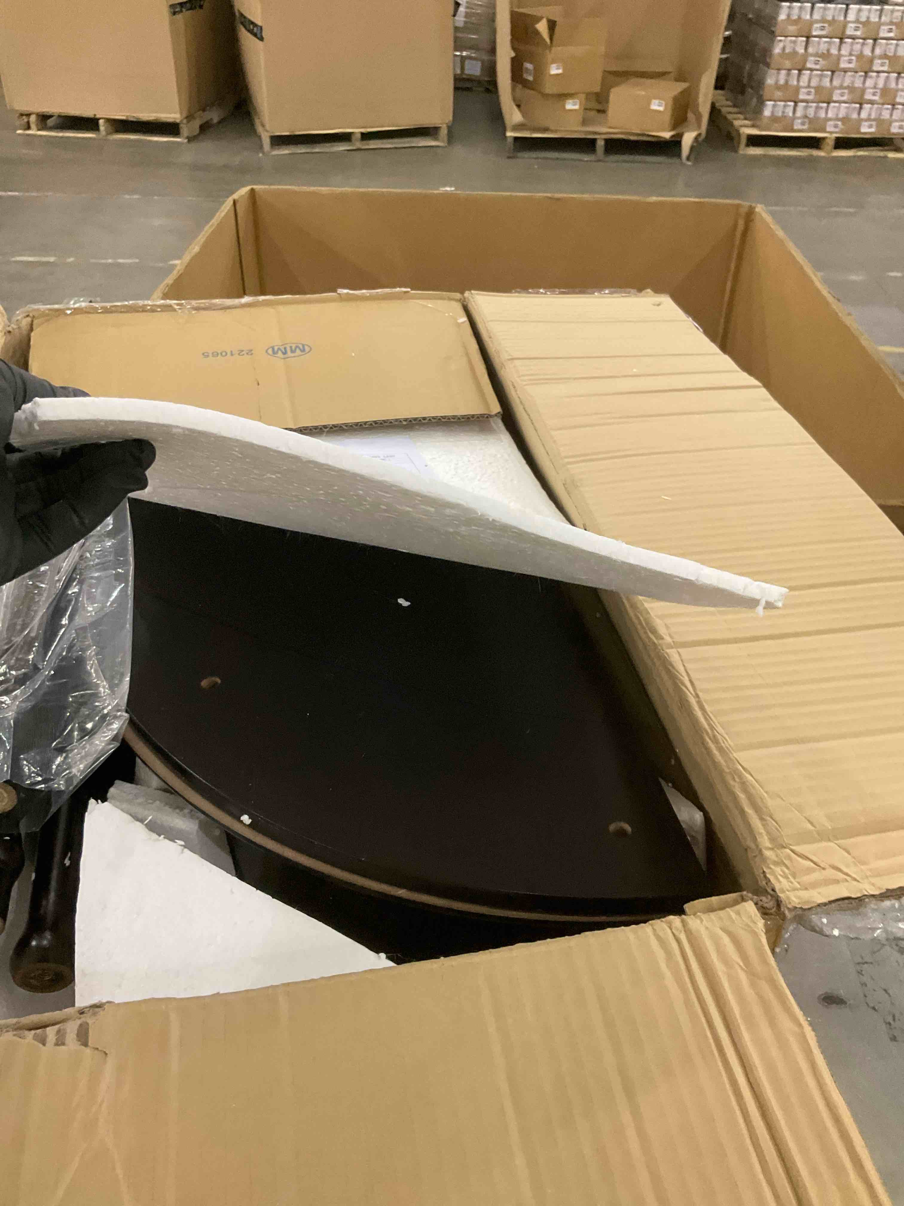 https://s3.amazonaws.com/lotting-images-prod/bidfta/PPE1979022_1741700474905.jpeg