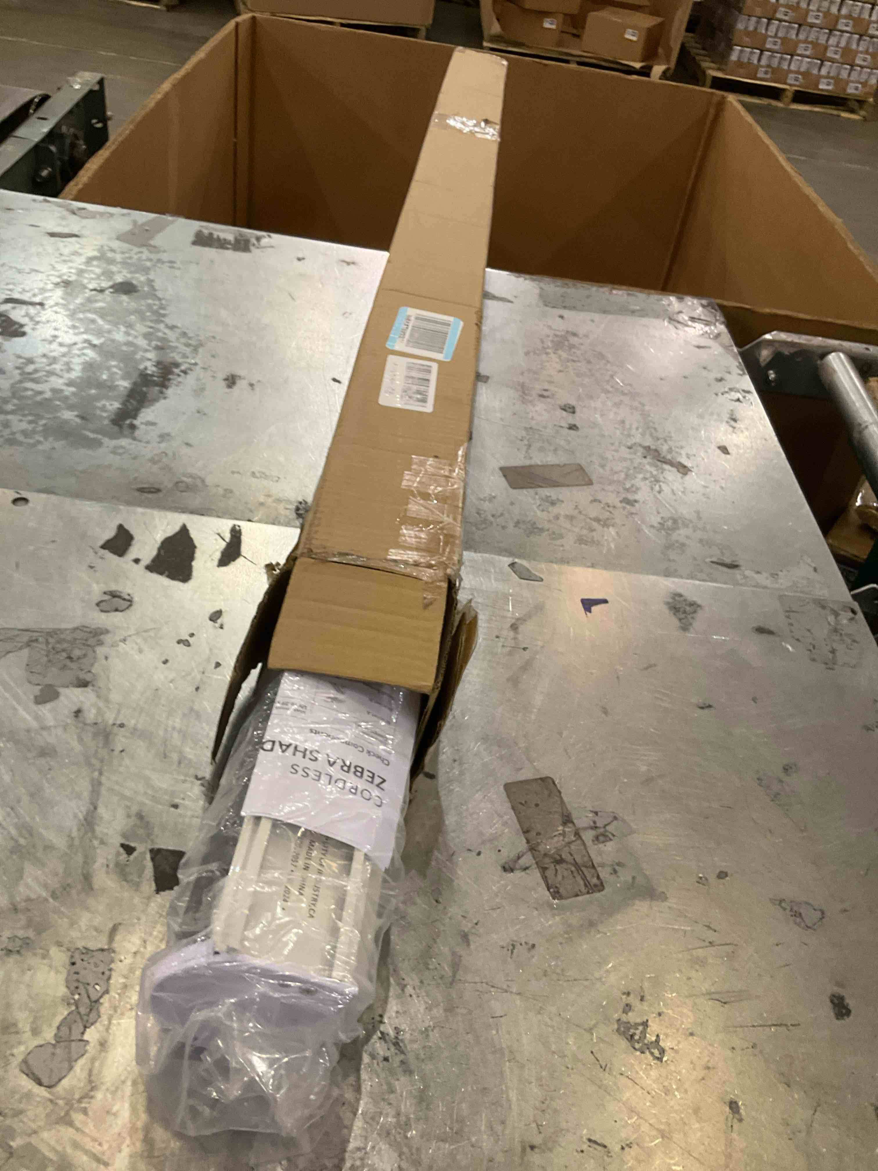 https://s3.amazonaws.com/lotting-images-prod/bidfta/PPE1979094_1741719191172.jpeg