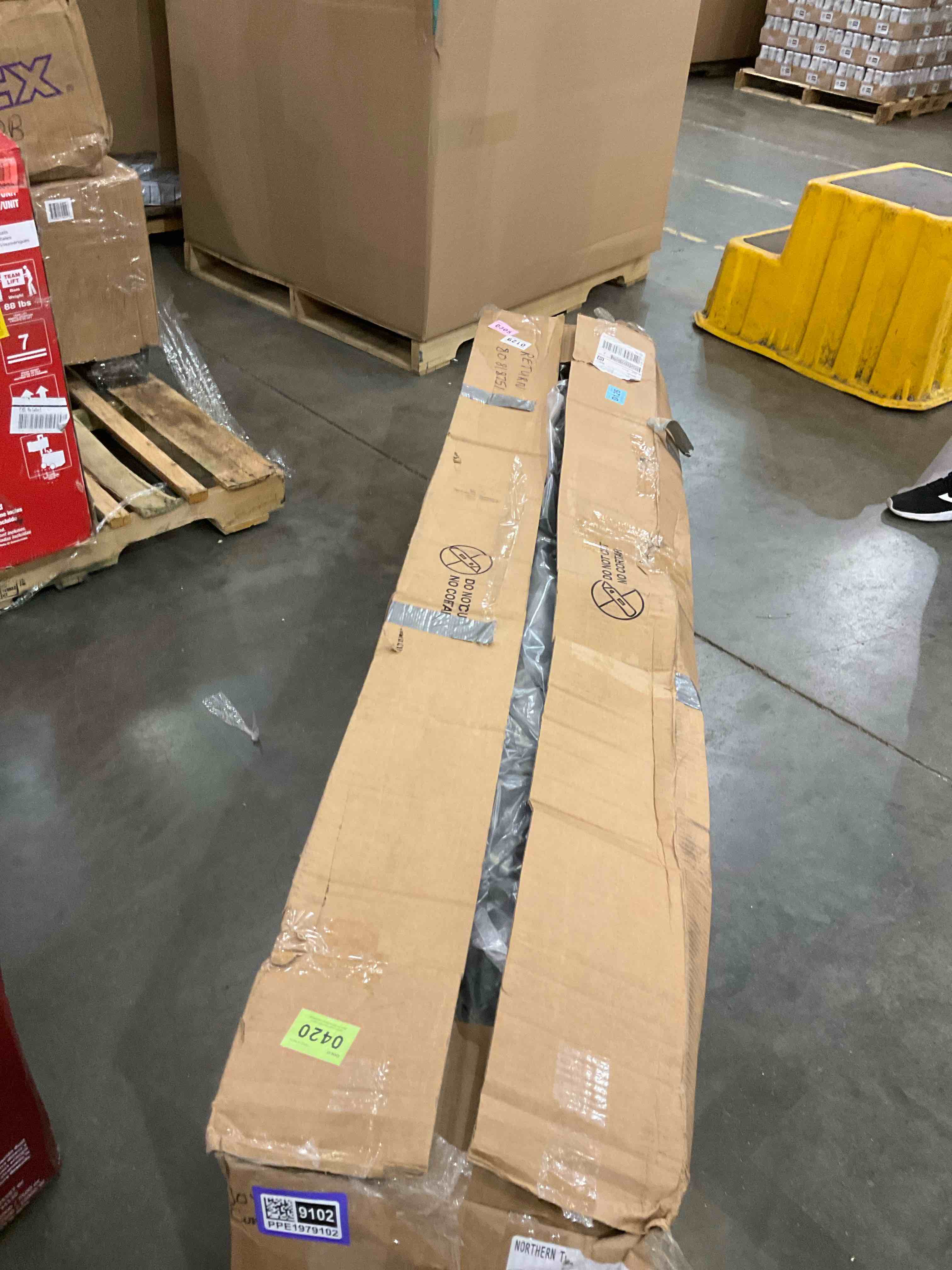 https://s3.amazonaws.com/lotting-images-prod/bidfta/PPE1979102_1741713862200.jpeg