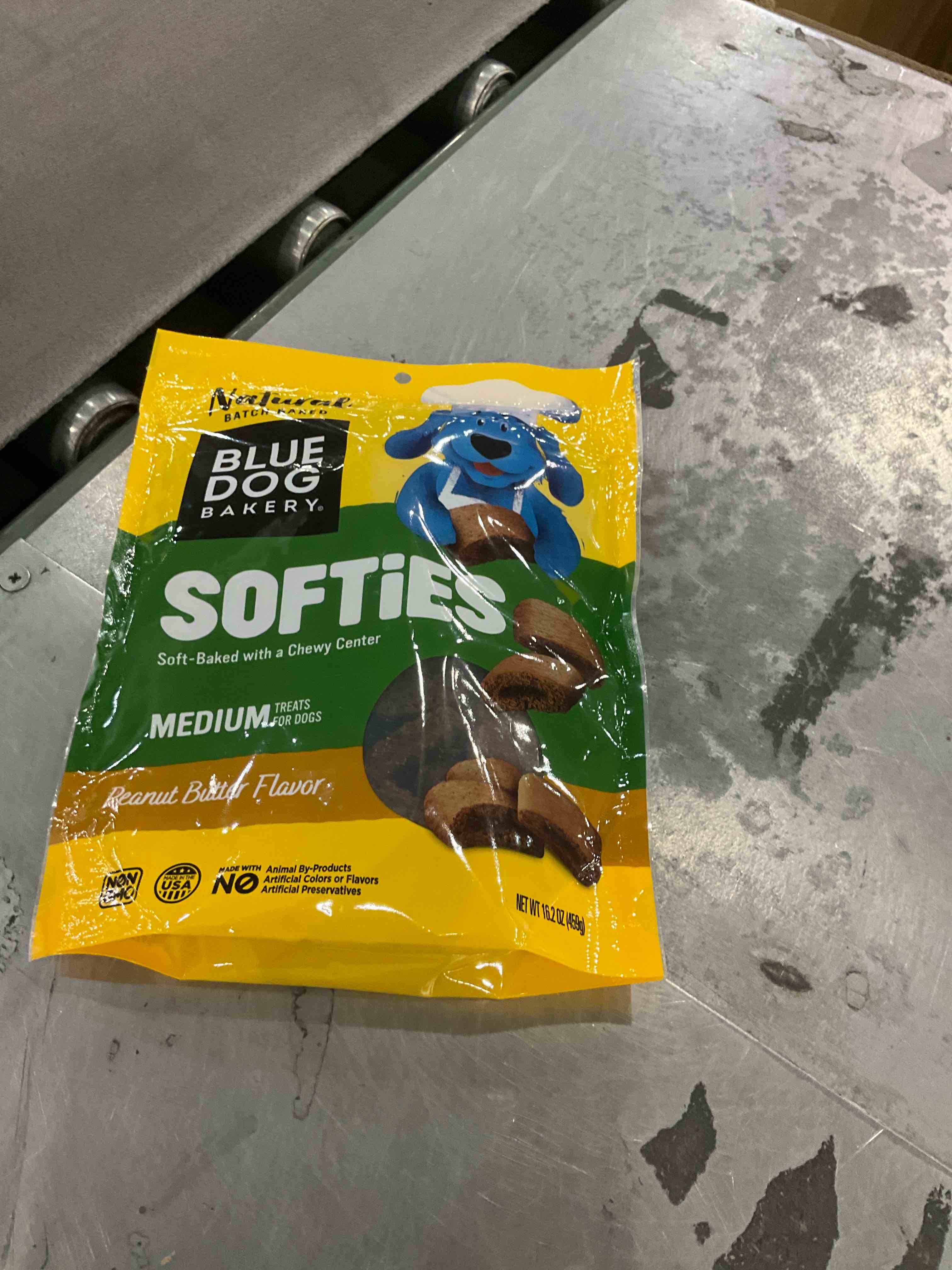https://s3.amazonaws.com/lotting-images-prod/bidfta/PPE1979513_1741863594436.jpeg